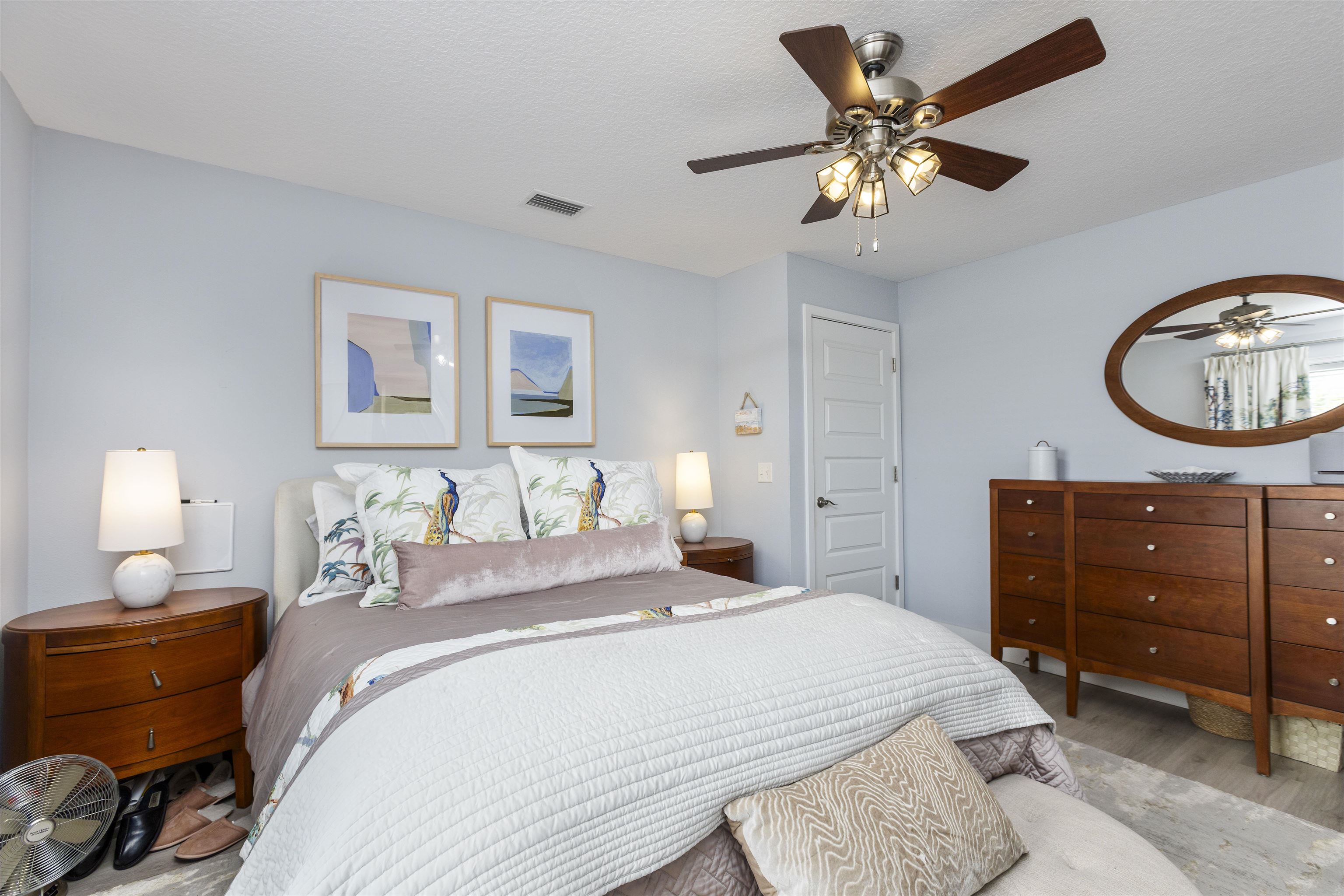 Image 36 of 57 For 6856 Avenue D