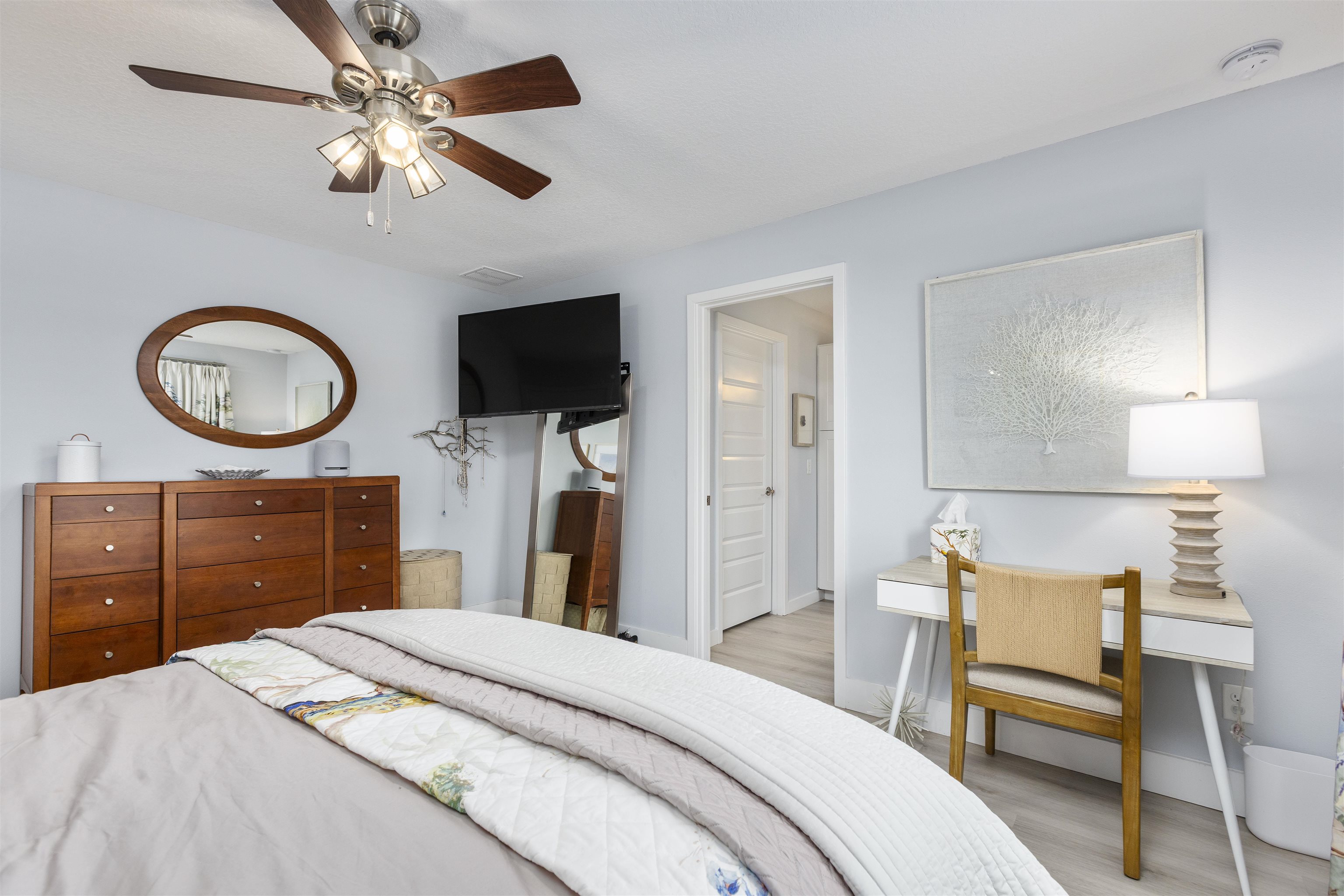 Image 37 of 57 For 6856 Avenue D