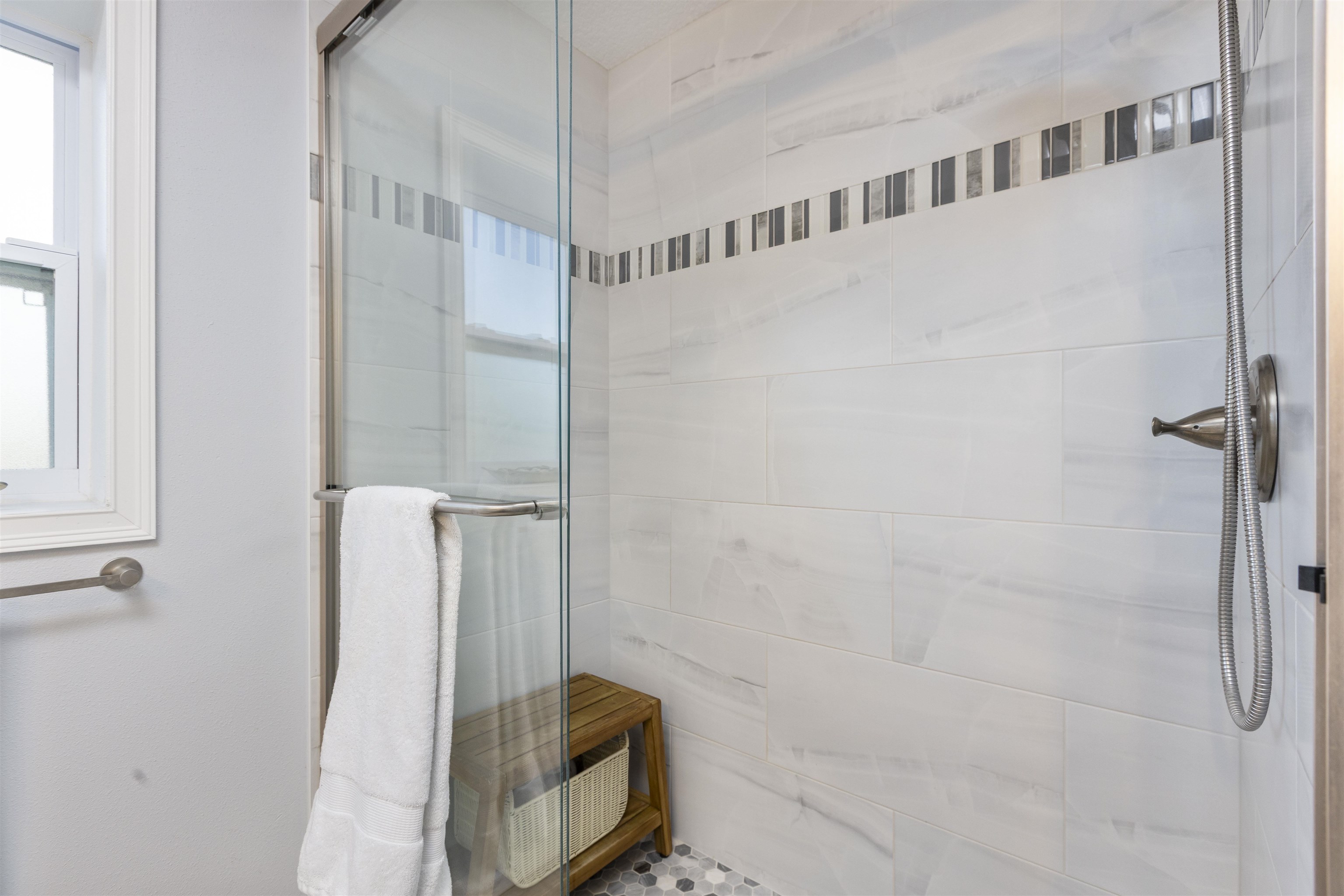 Image 39 of 57 For 6856 Avenue D