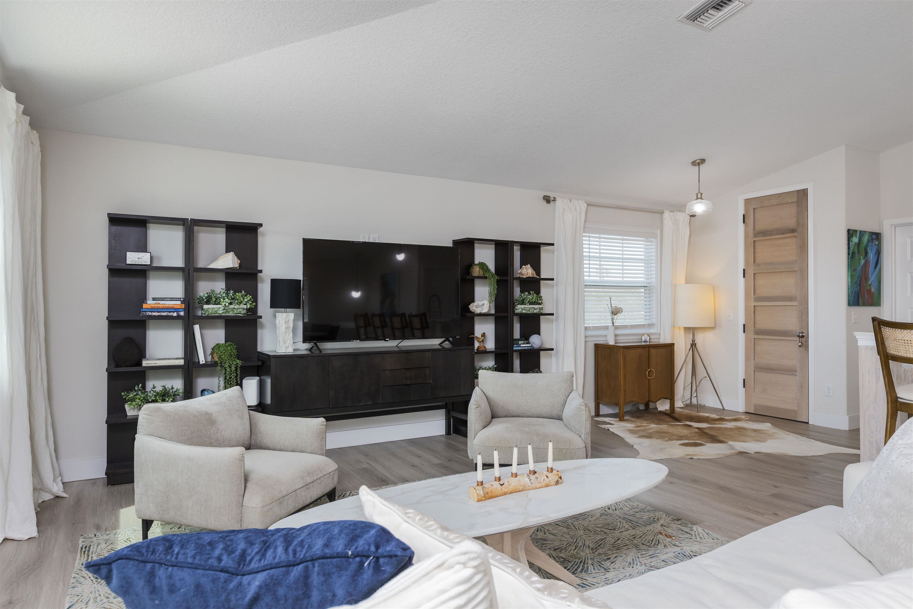 Image 8 of 57 For 6856 Avenue D