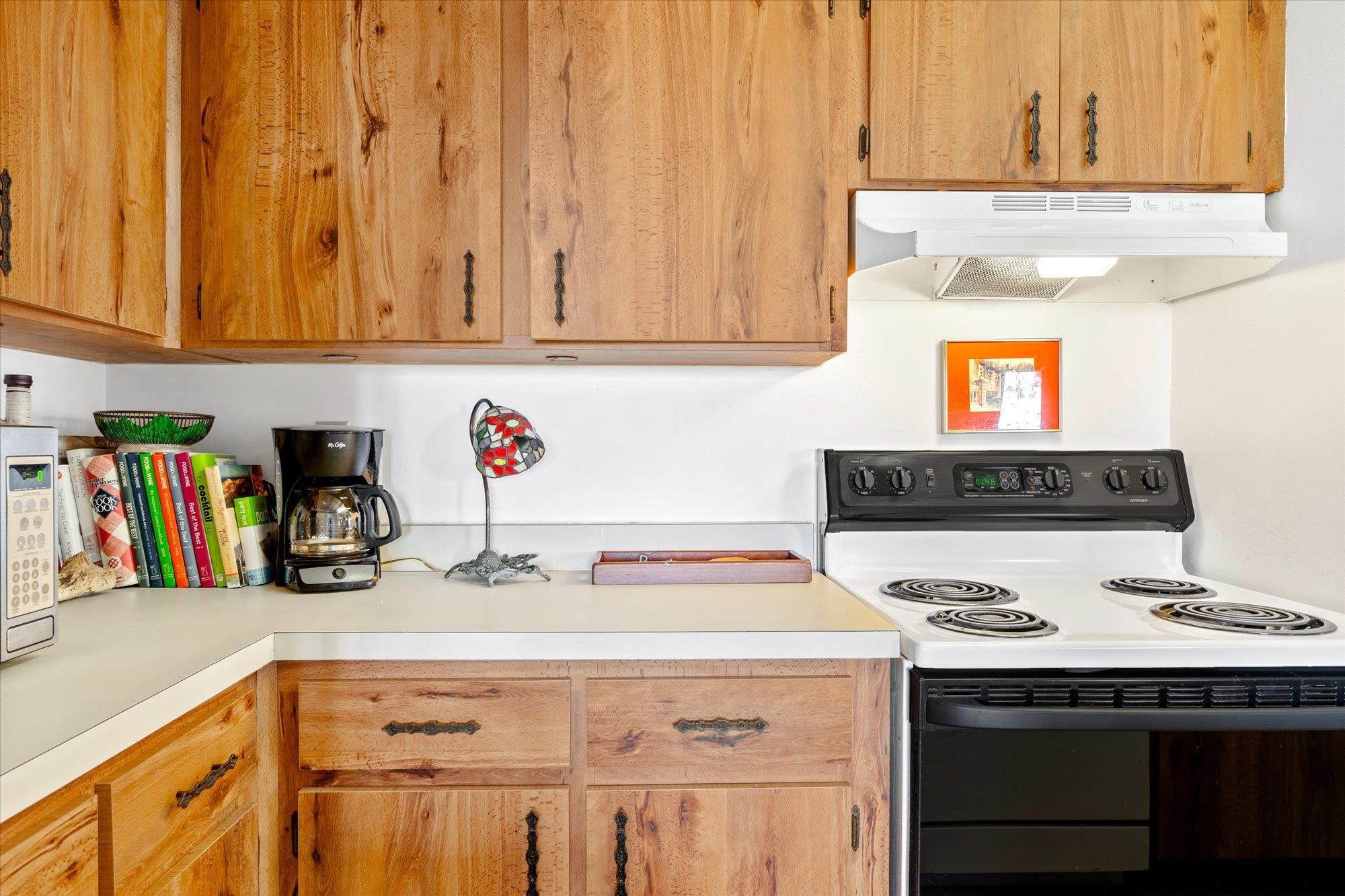 Image 14 of 44 For 34 Veronese Ct