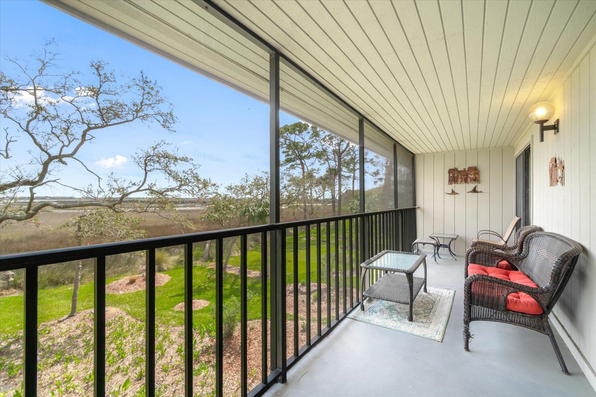 Image 19 of 44 For 34 Veronese Ct