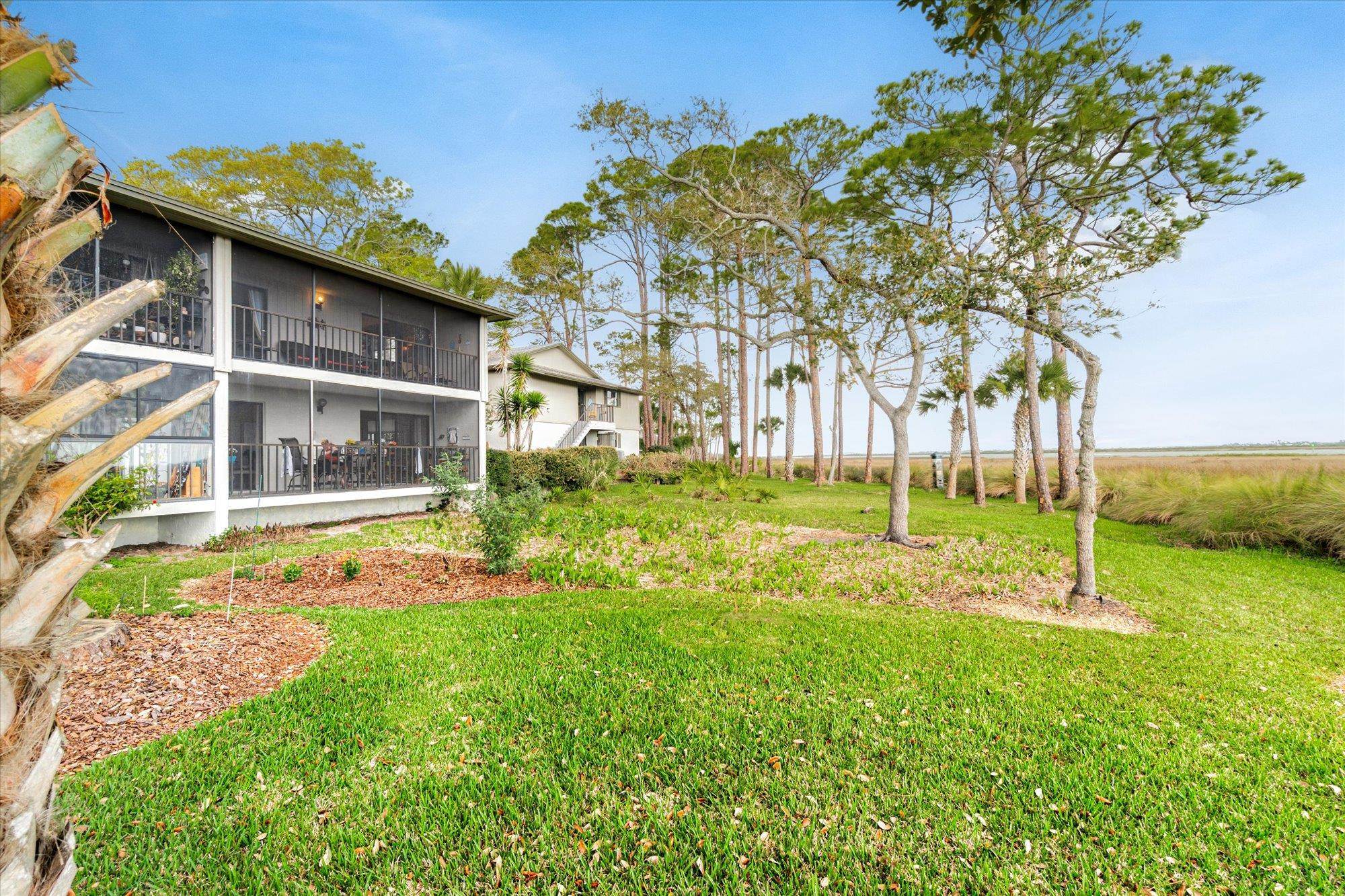 Image 3 of 44 For 34 Veronese Ct