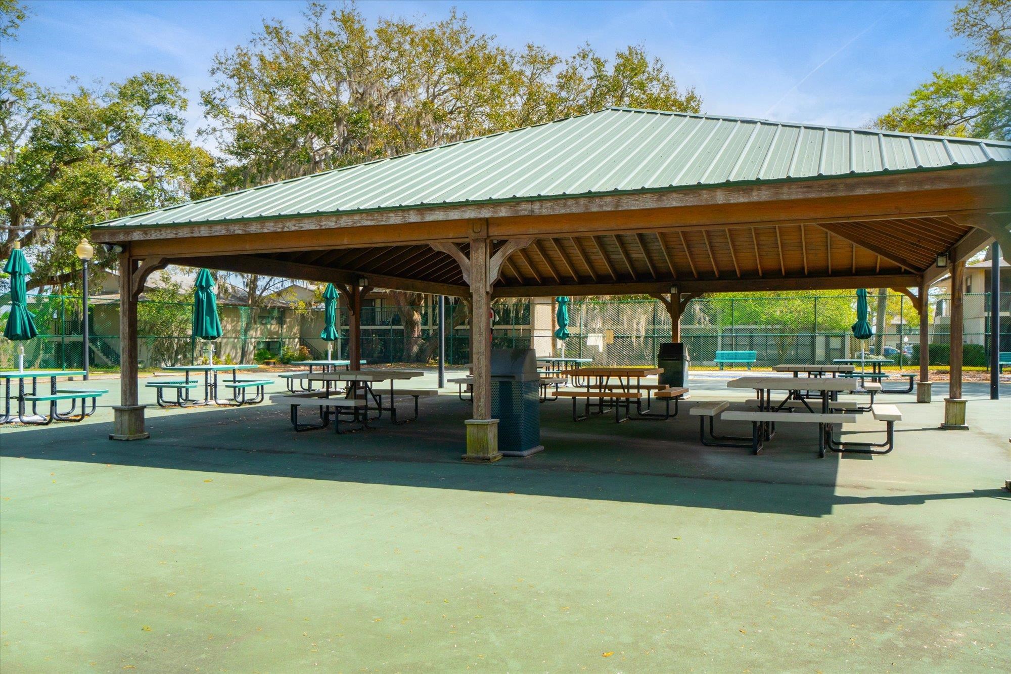 Image 41 of 44 For 34 Veronese Ct