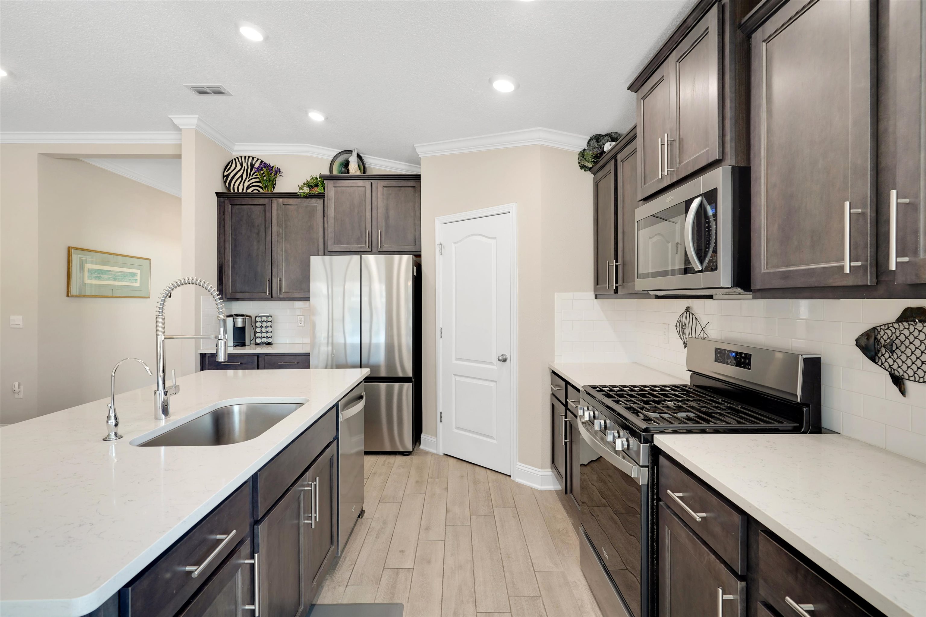 Image 13 of 40 For 111 Alagon Way