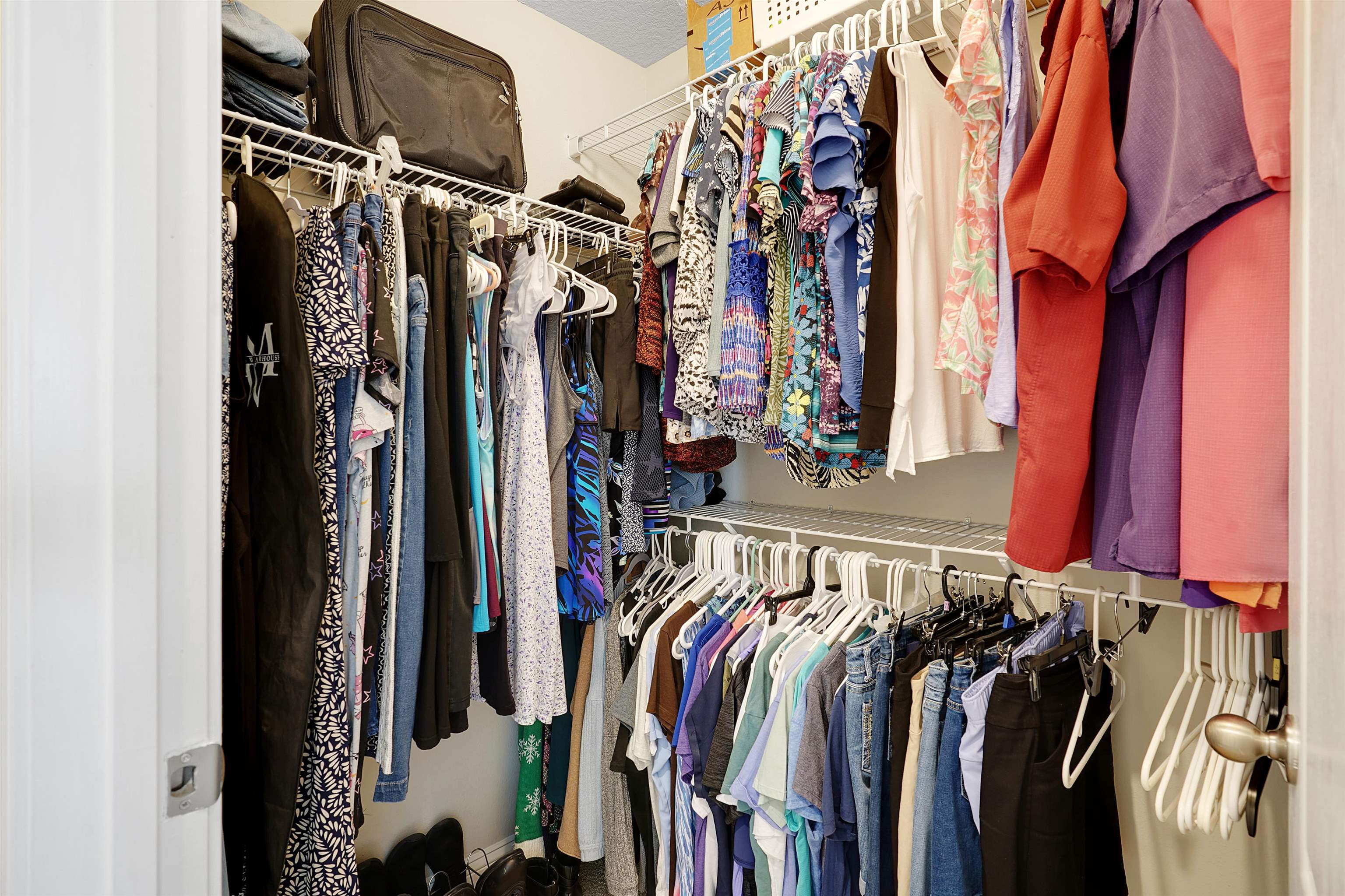 Image 20 of 40 For 111 Alagon Way