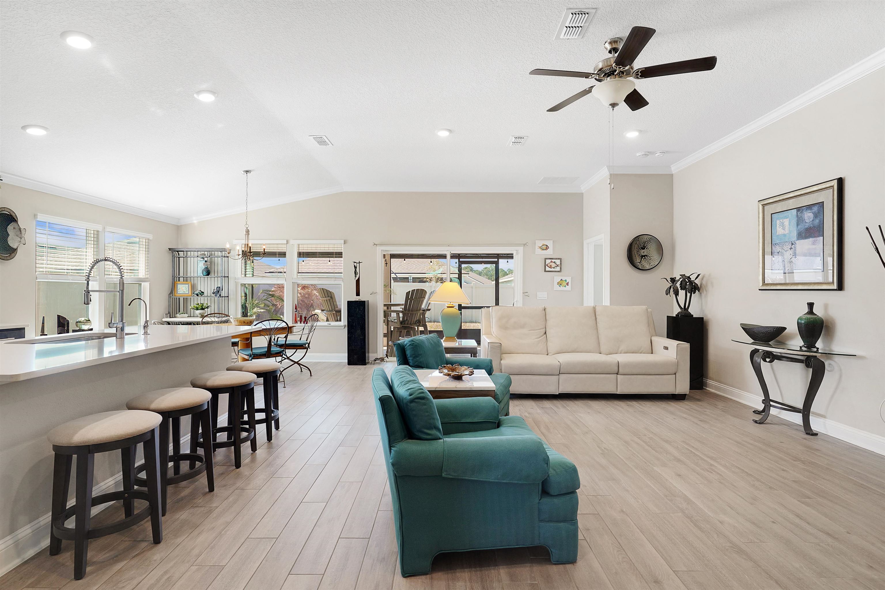 Image 9 of 40 For 111 Alagon Way