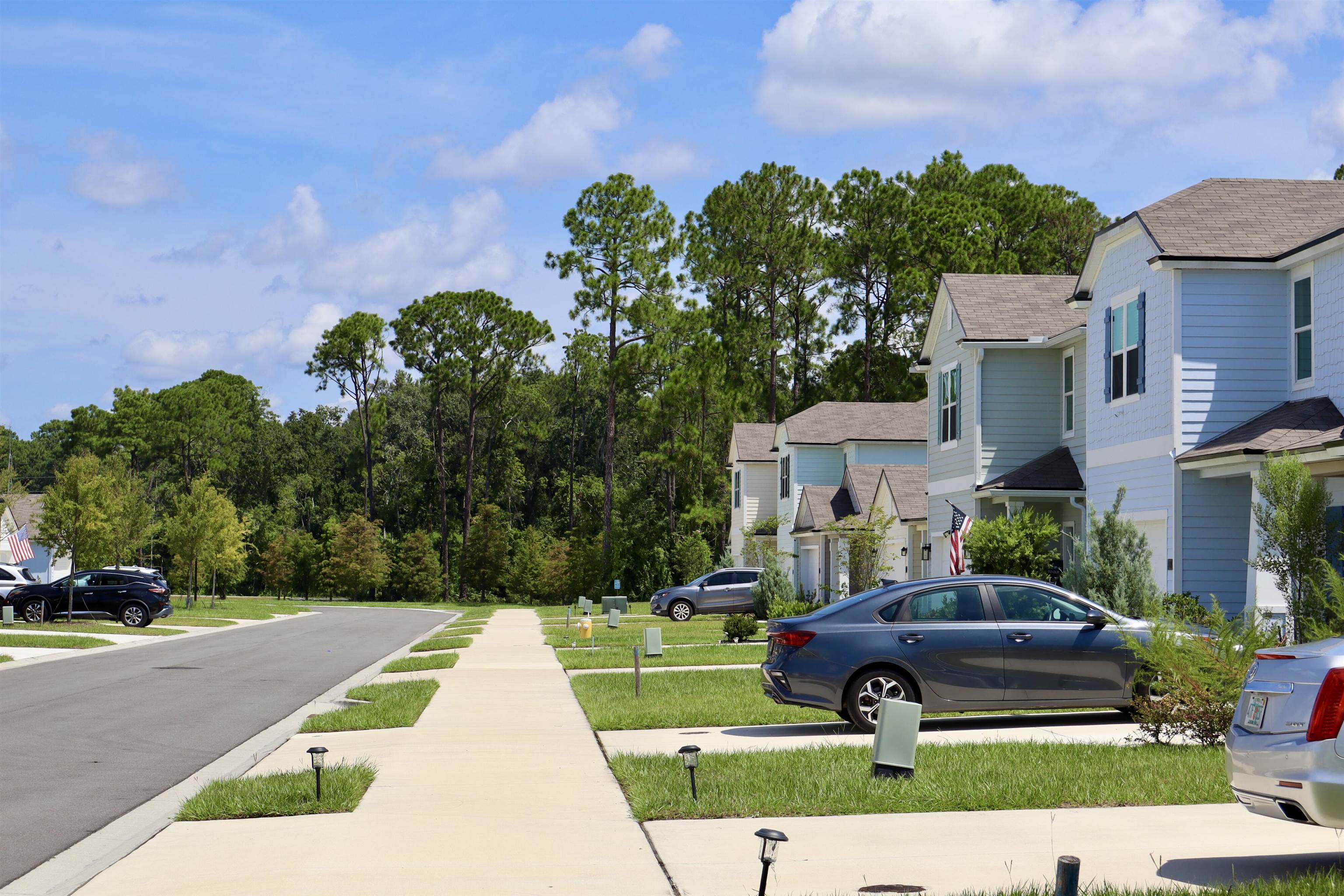 Image 4 of 24 For 96 Silver Birch St