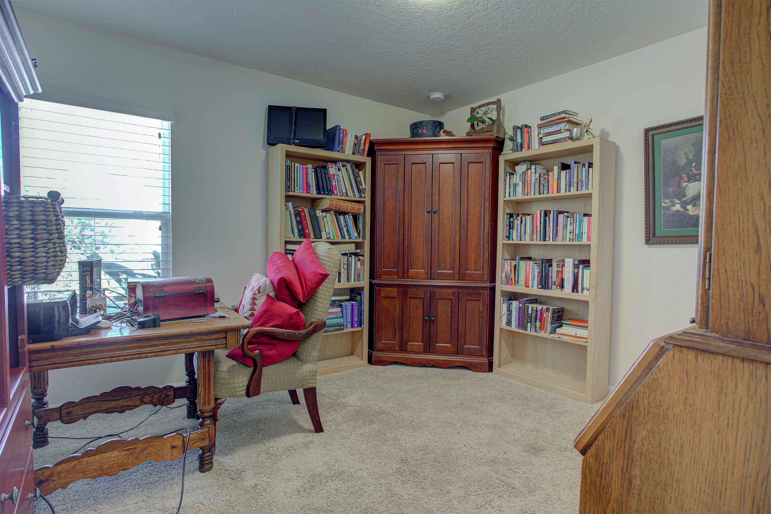 Image 19 of 26 For 153 Little Owl Ln