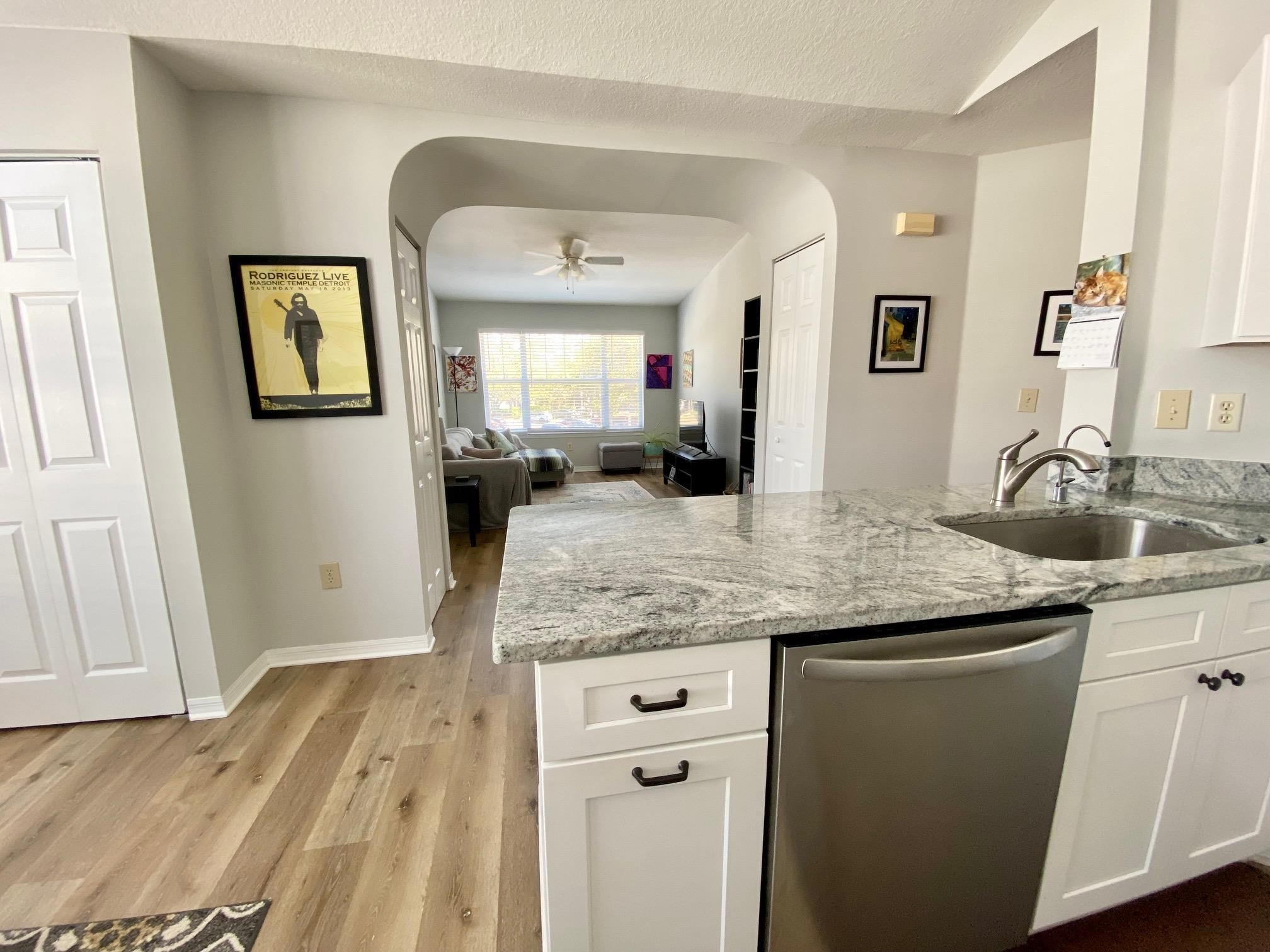 Image 11 of 37 For 29213 Harbour Vista Cir  29213