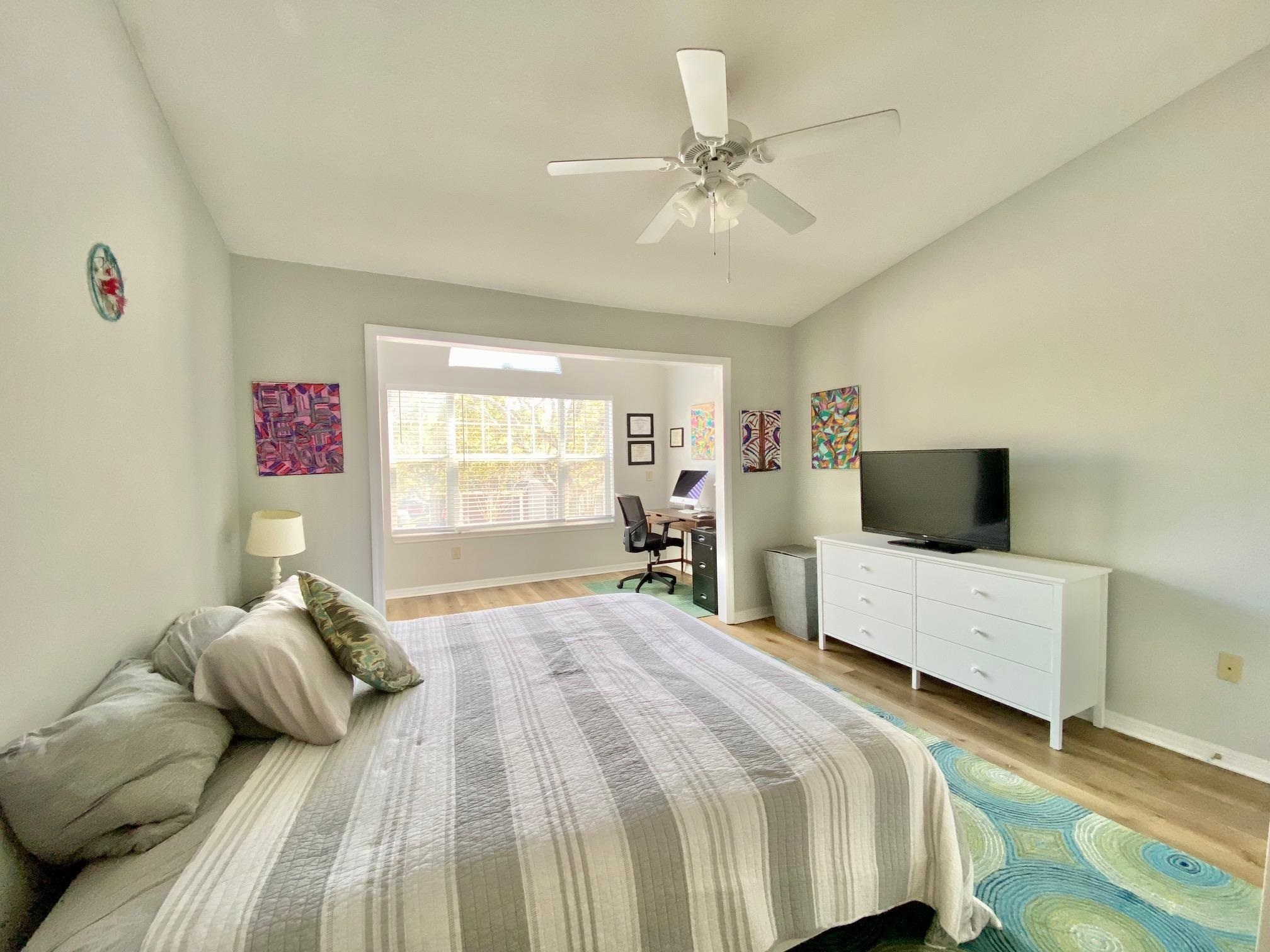 Image 17 of 37 For 29213 Harbour Vista Cir  29213