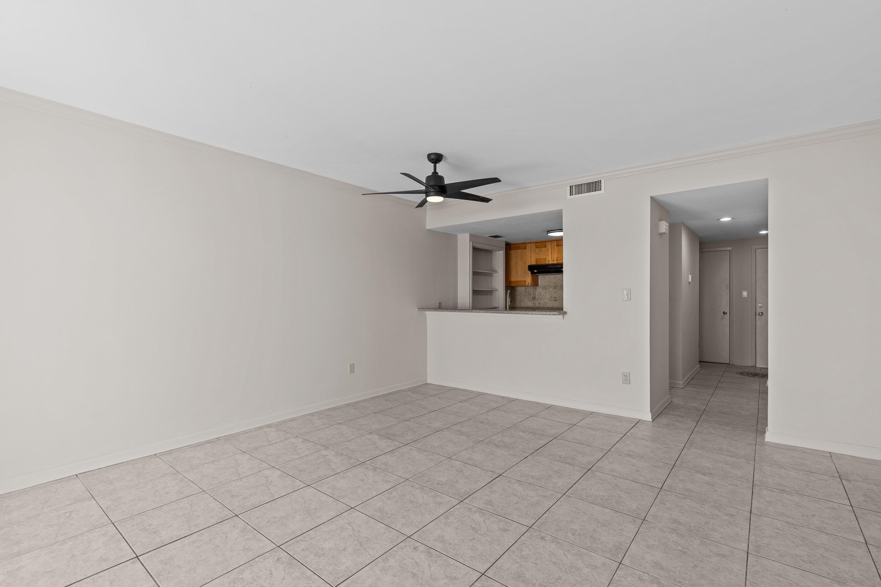 Image 14 of 48 For 829 1st St  3b