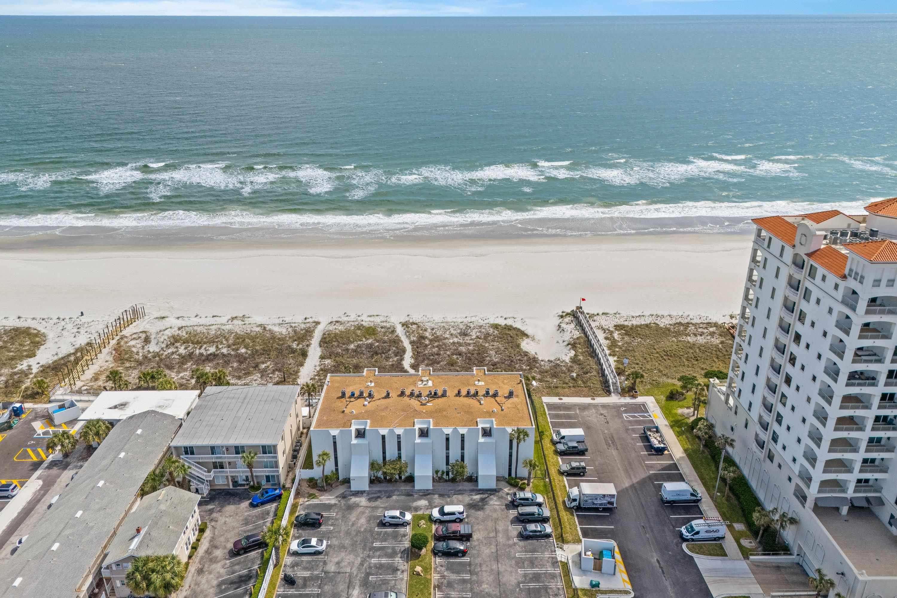 Image 24 of 48 For 829 1st St  3b