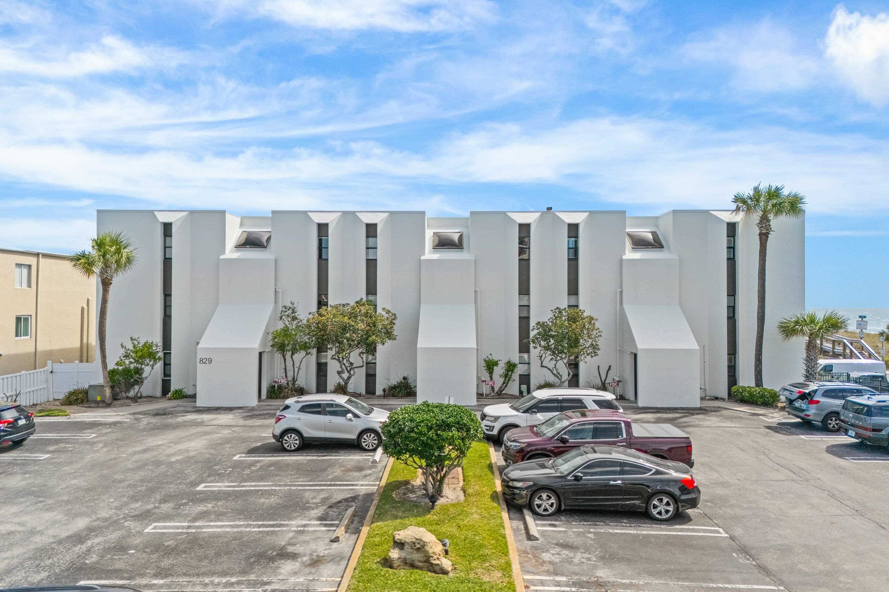 Image 38 of 48 For 829 1st St  3b