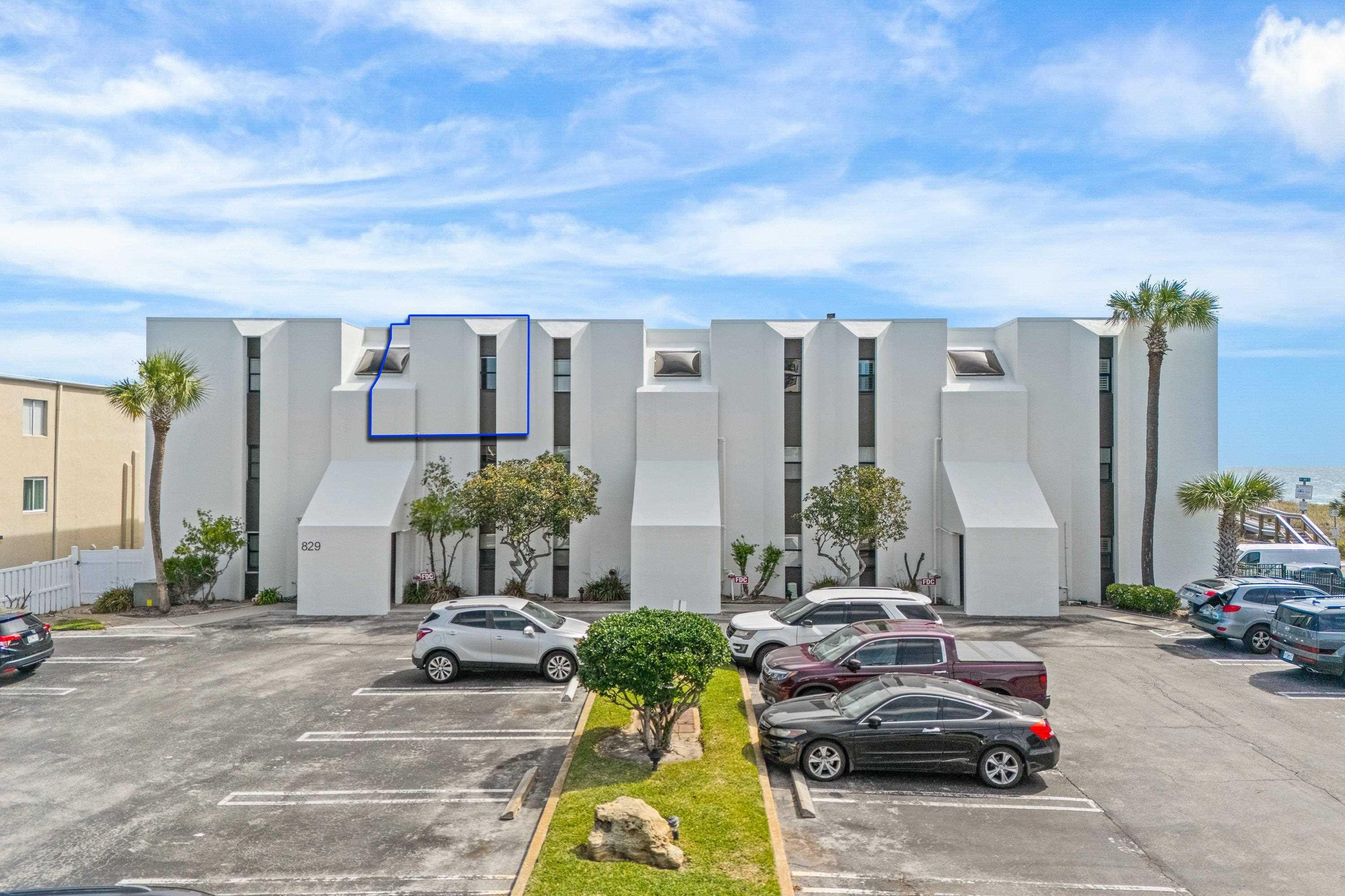 Image 39 of 48 For 829 1st St  3b