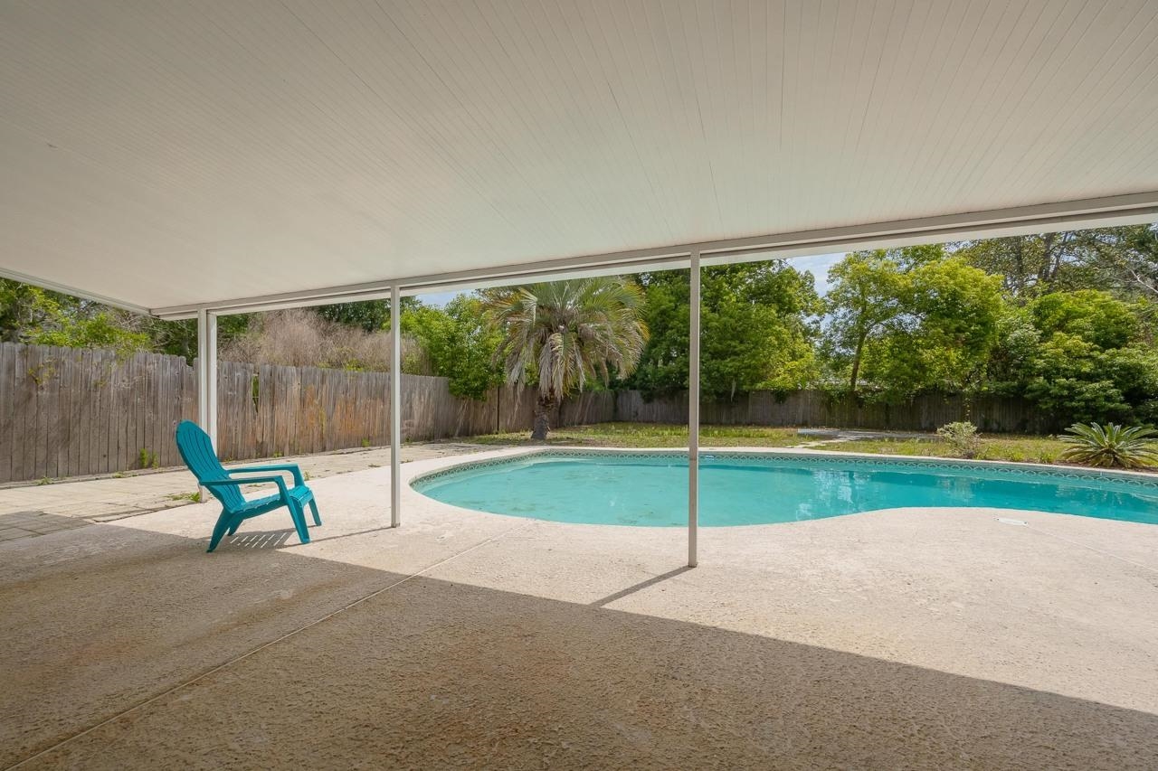 Image 28 of 47 For 1763 Lawson Rd