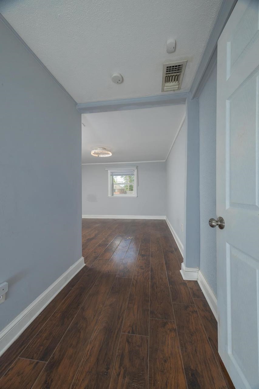 Image 33 of 47 For 1763 Lawson Rd