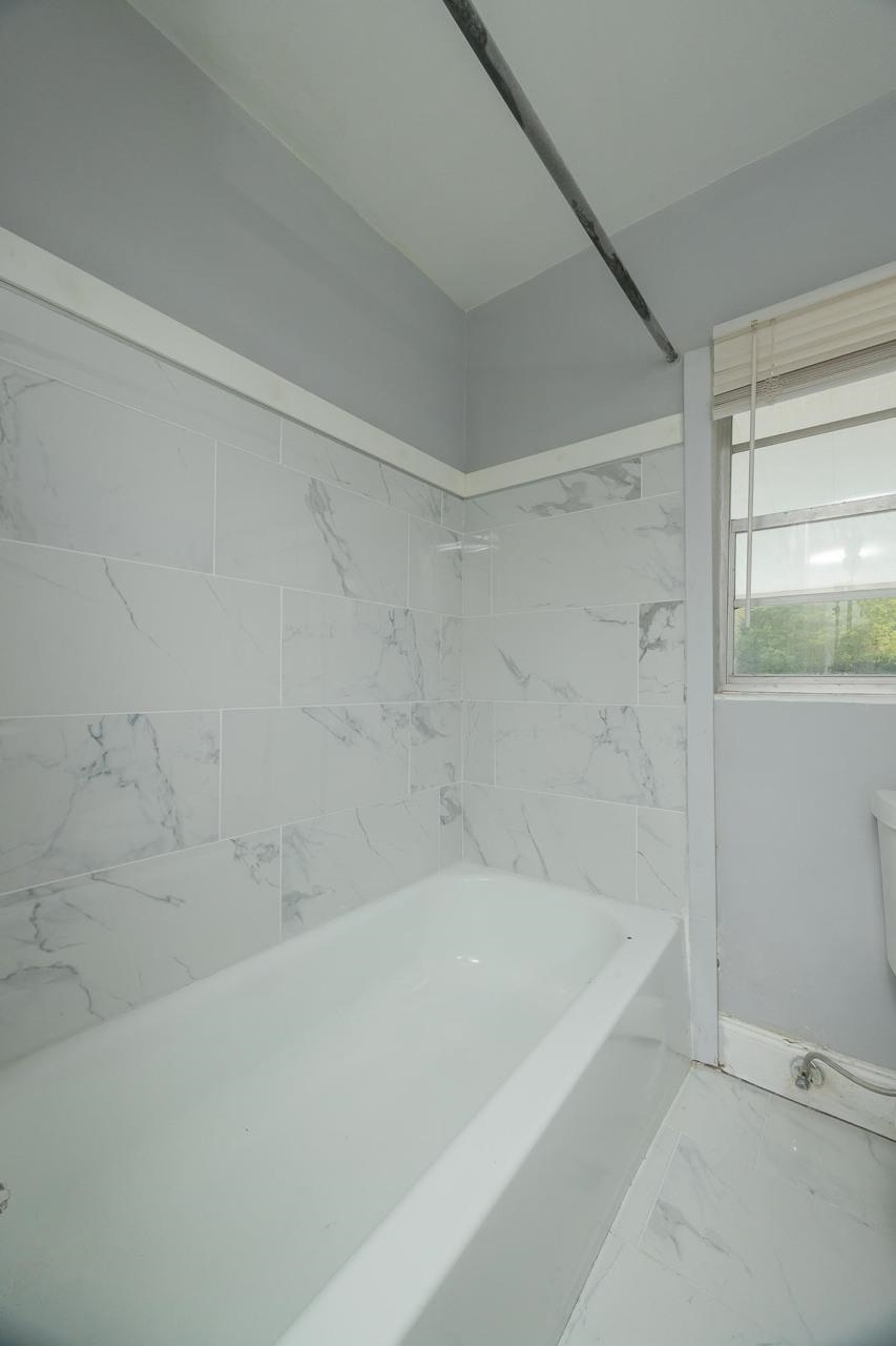 Image 44 of 47 For 1763 Lawson Rd