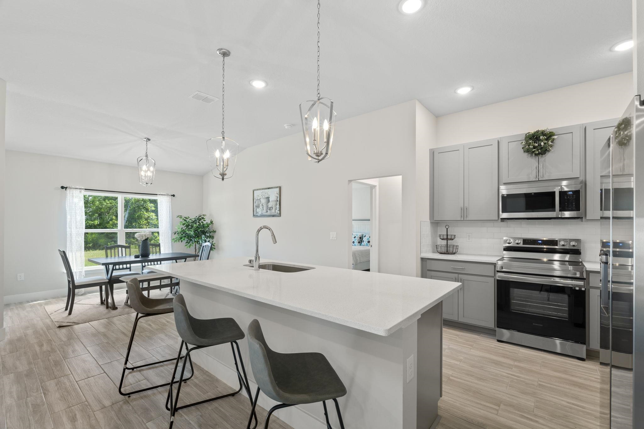 Image 10 of 36 For 42 Rose Dr  