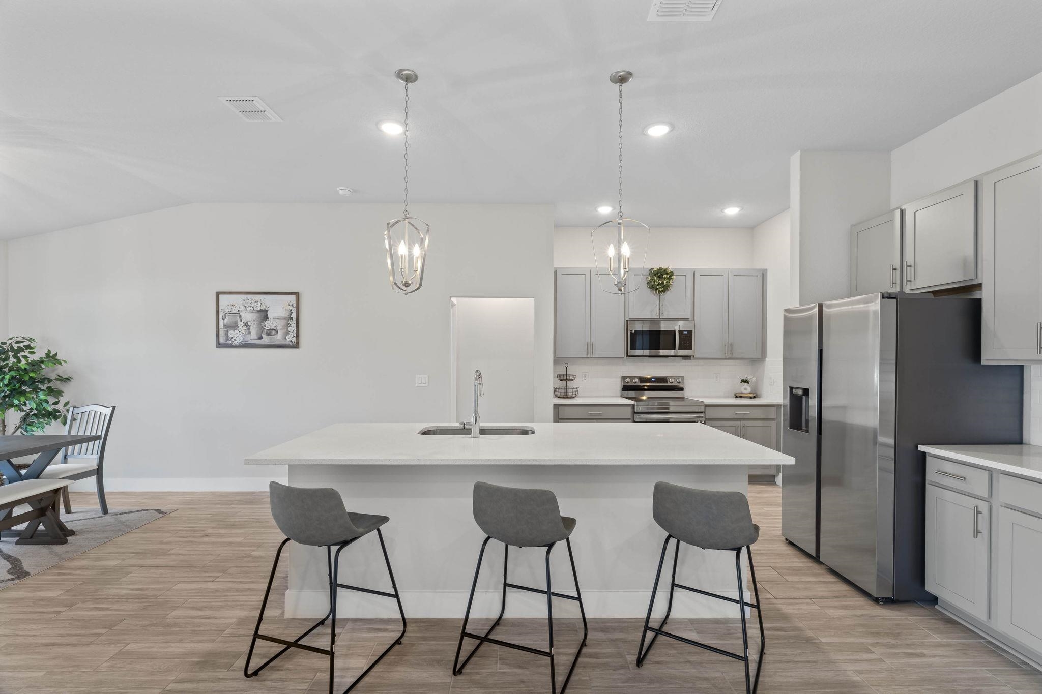 Image 6 of 36 For 42 Rose Dr  