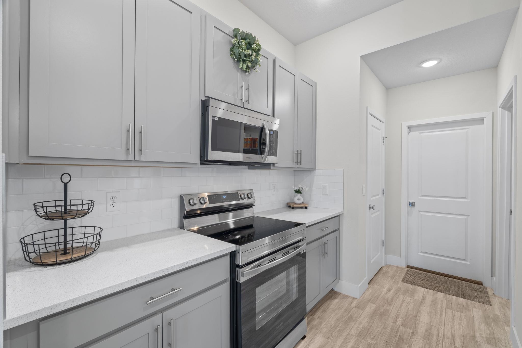 Image 8 of 36 For 42 Rose Dr  