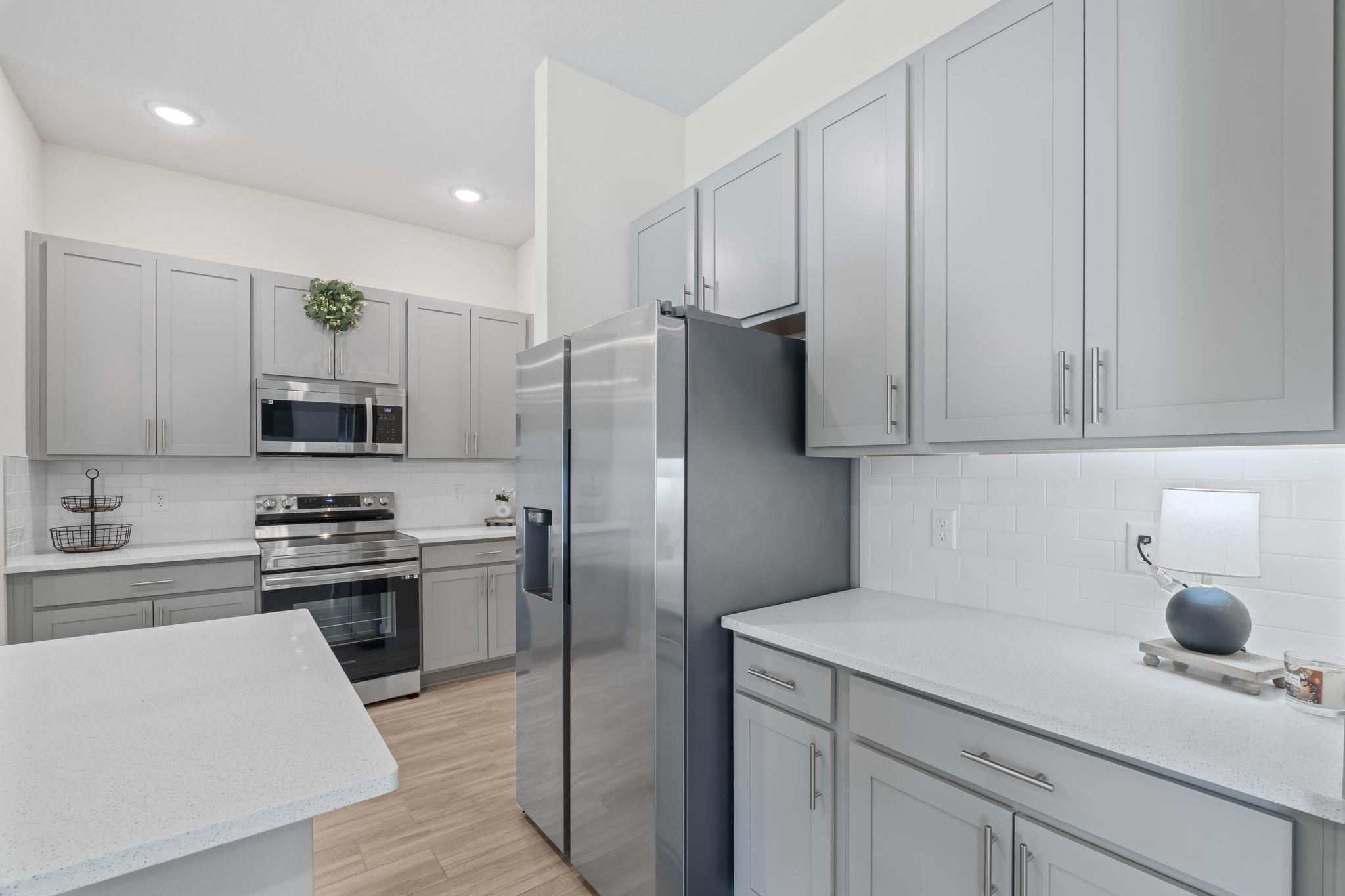 Image 9 of 36 For 42 Rose Dr  