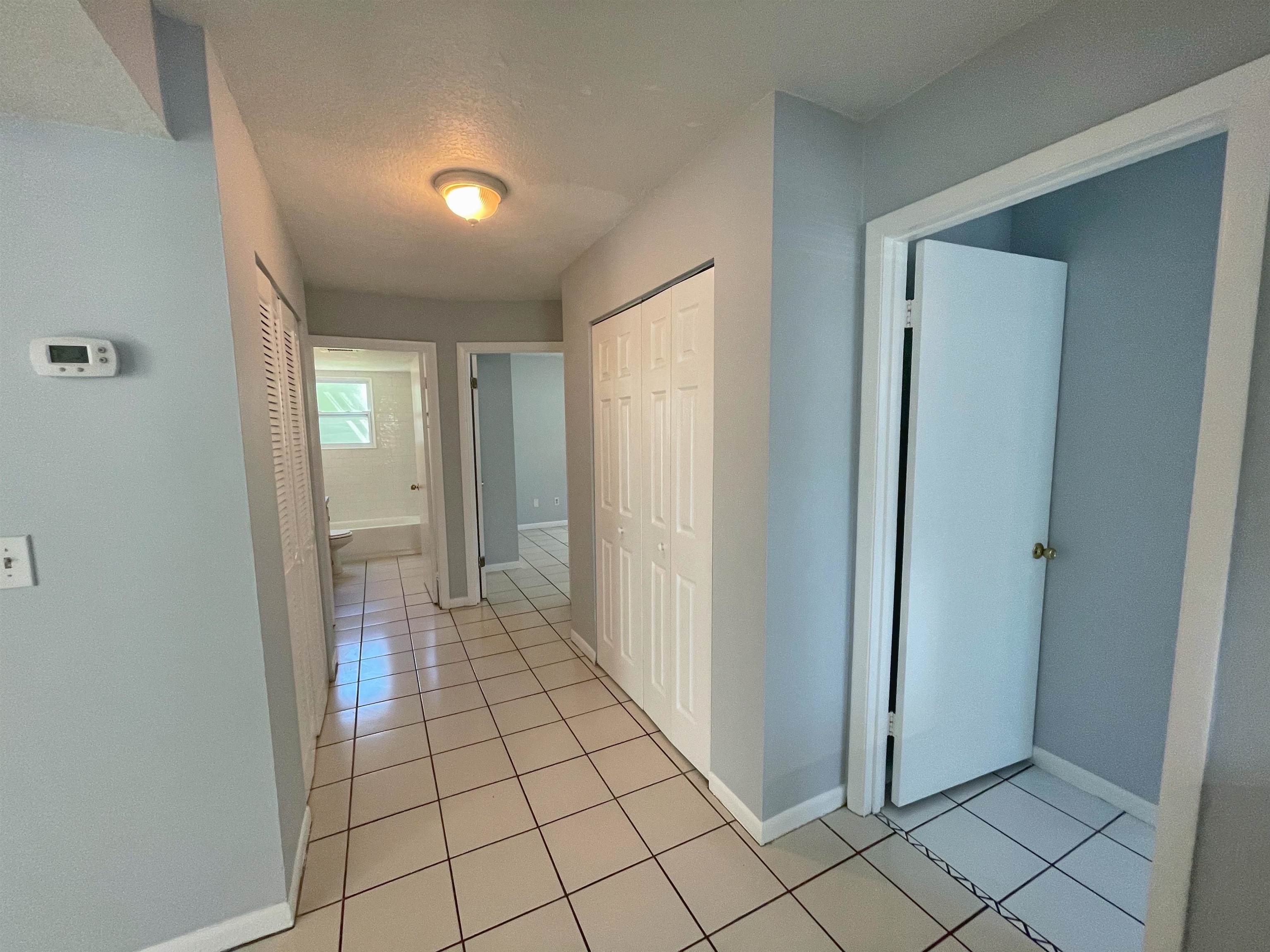 Image 11 of 38 For 203 9th Street