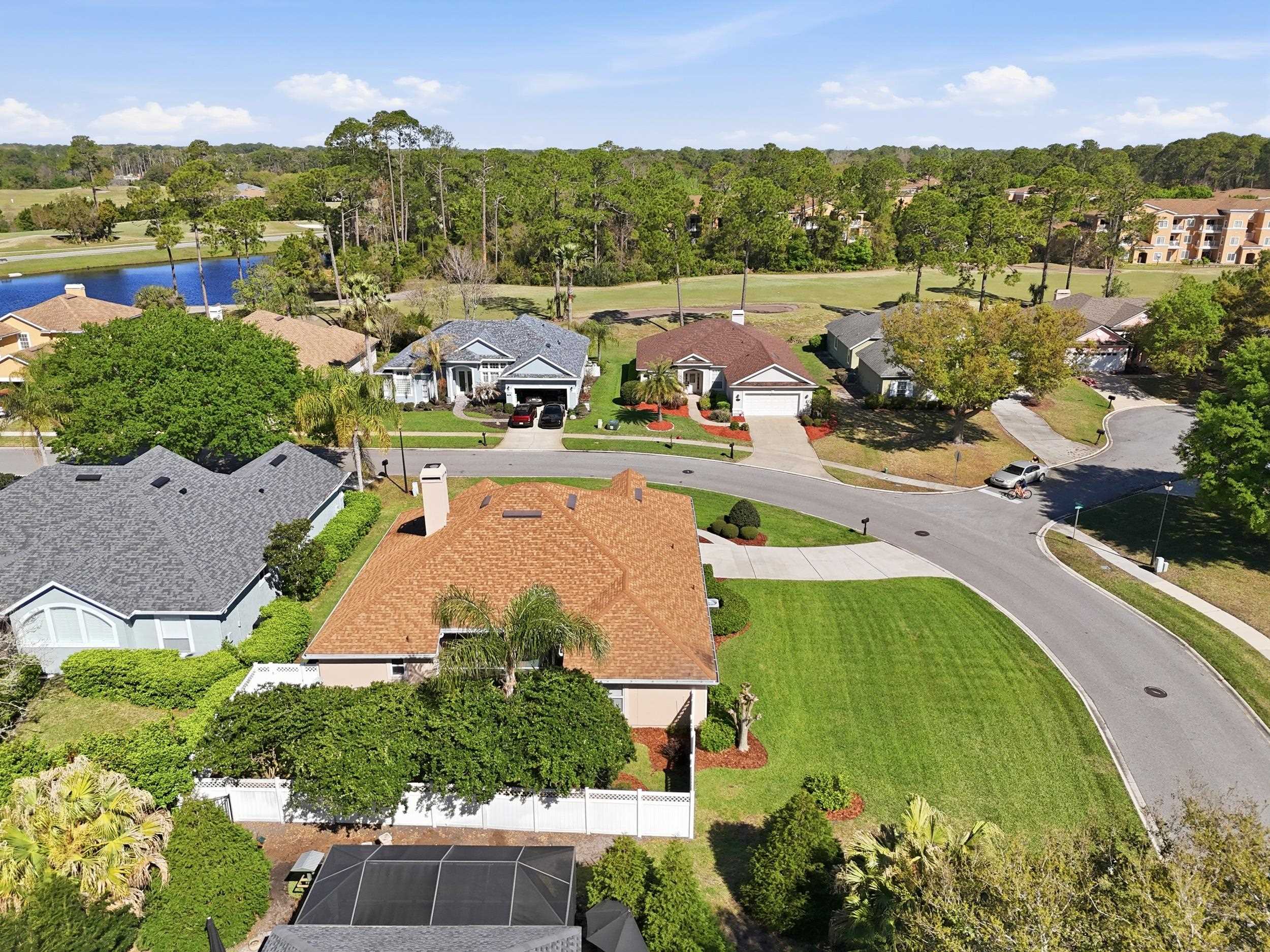 Image 42 of 51 For 933 Oxford Dr