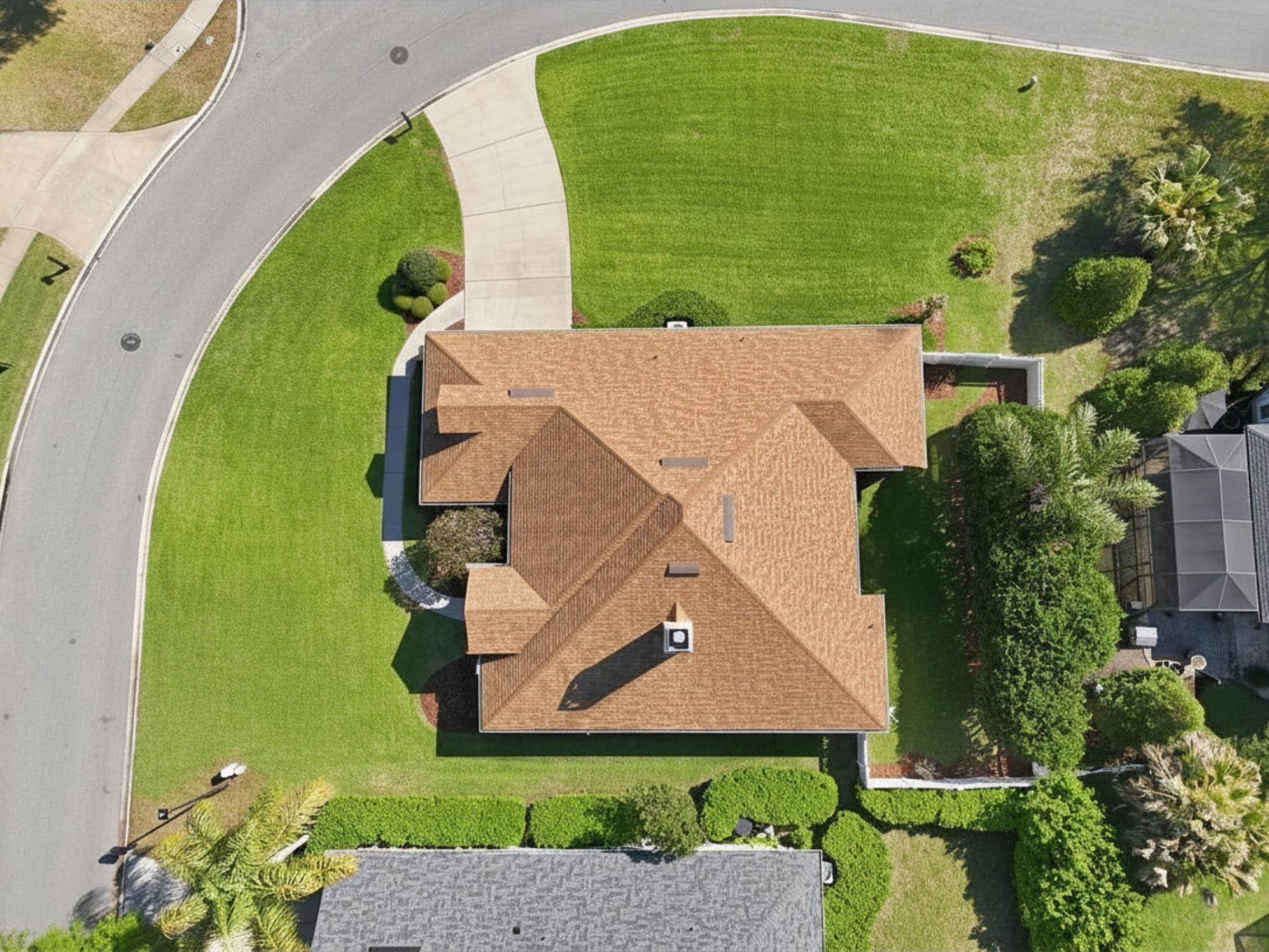 Image 43 of 51 For 933 Oxford Dr