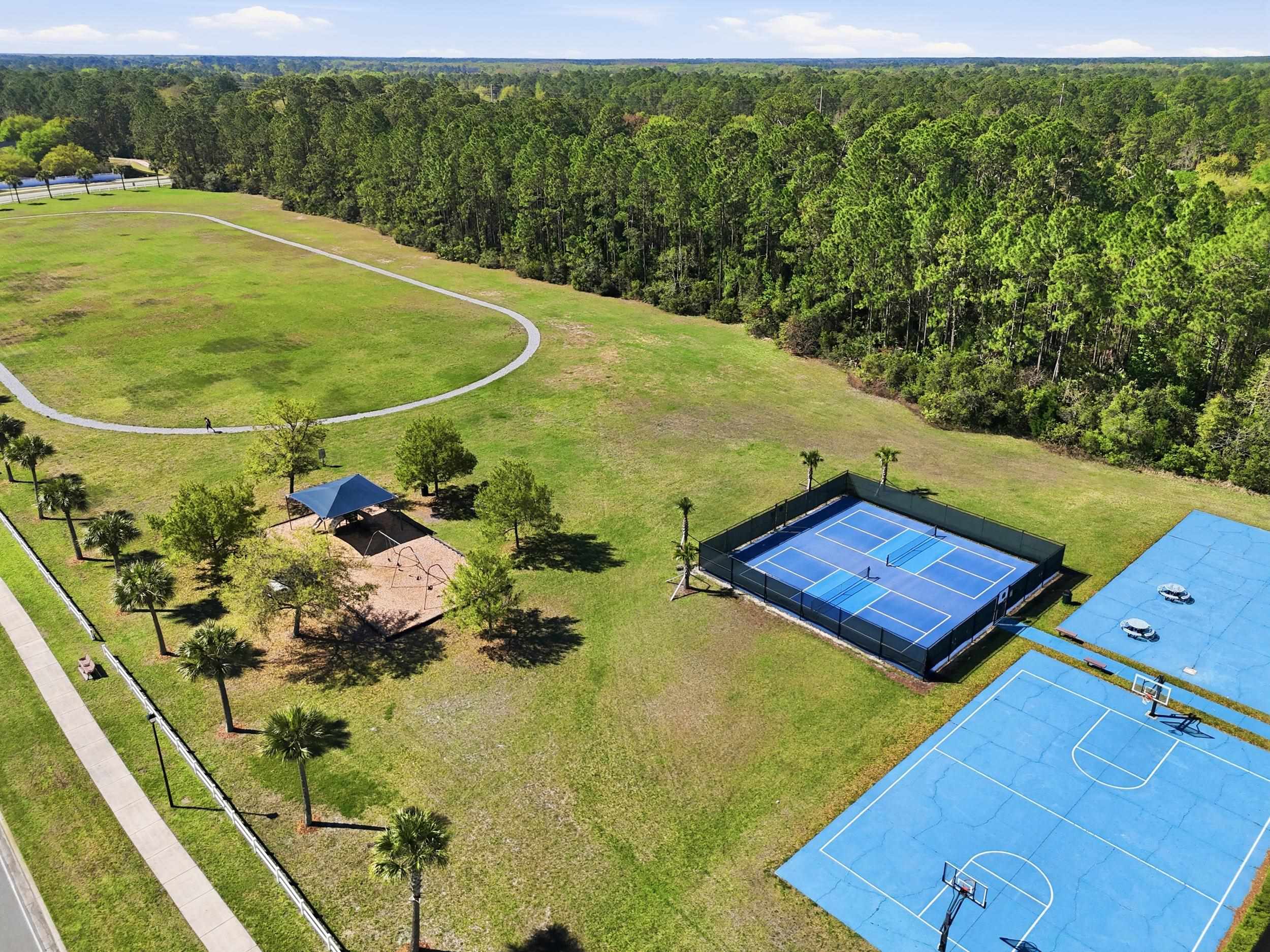 Image 46 of 51 For 933 Oxford Dr