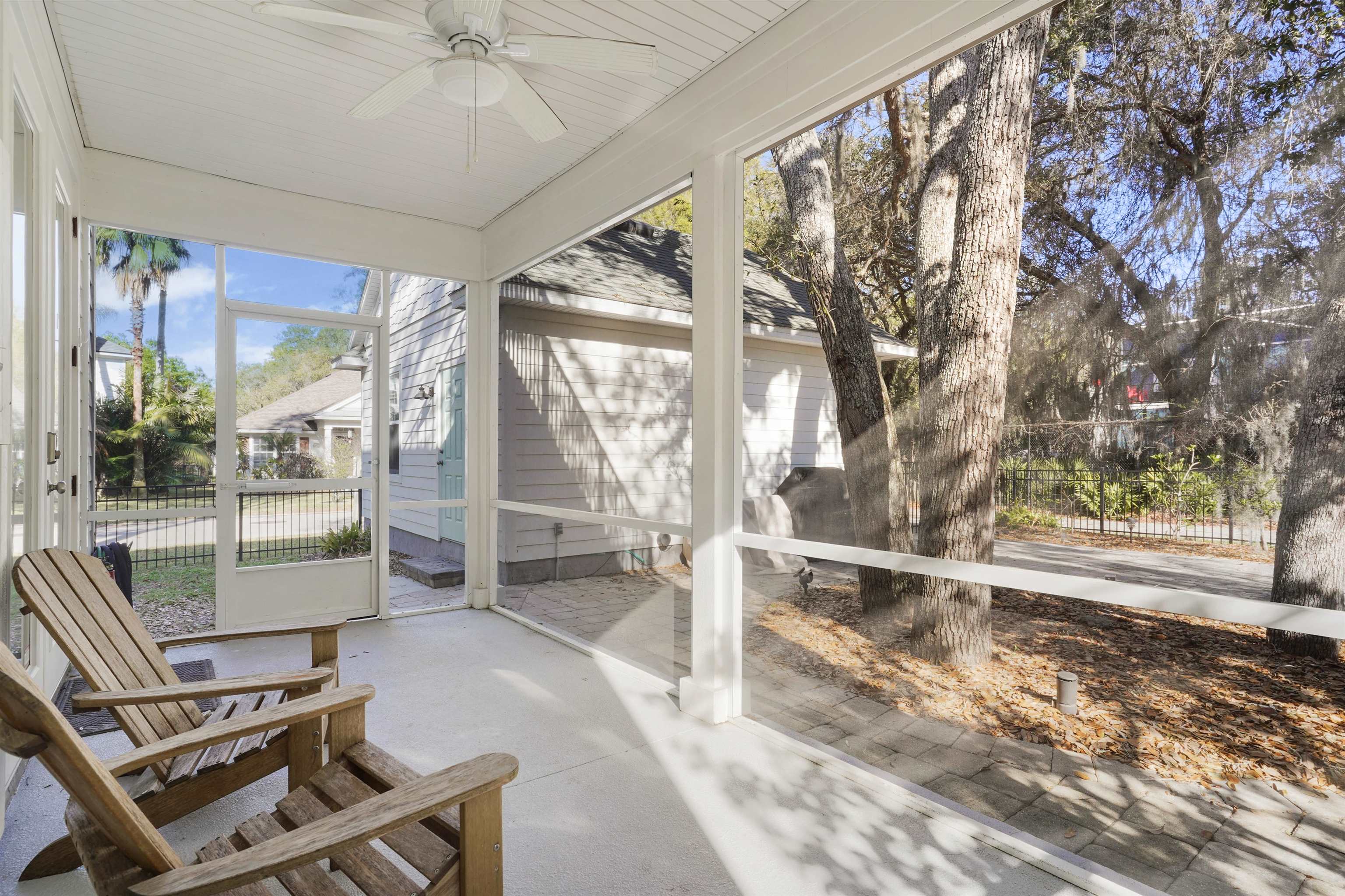 Image 19 of 52 For 996 Saltwater Cir