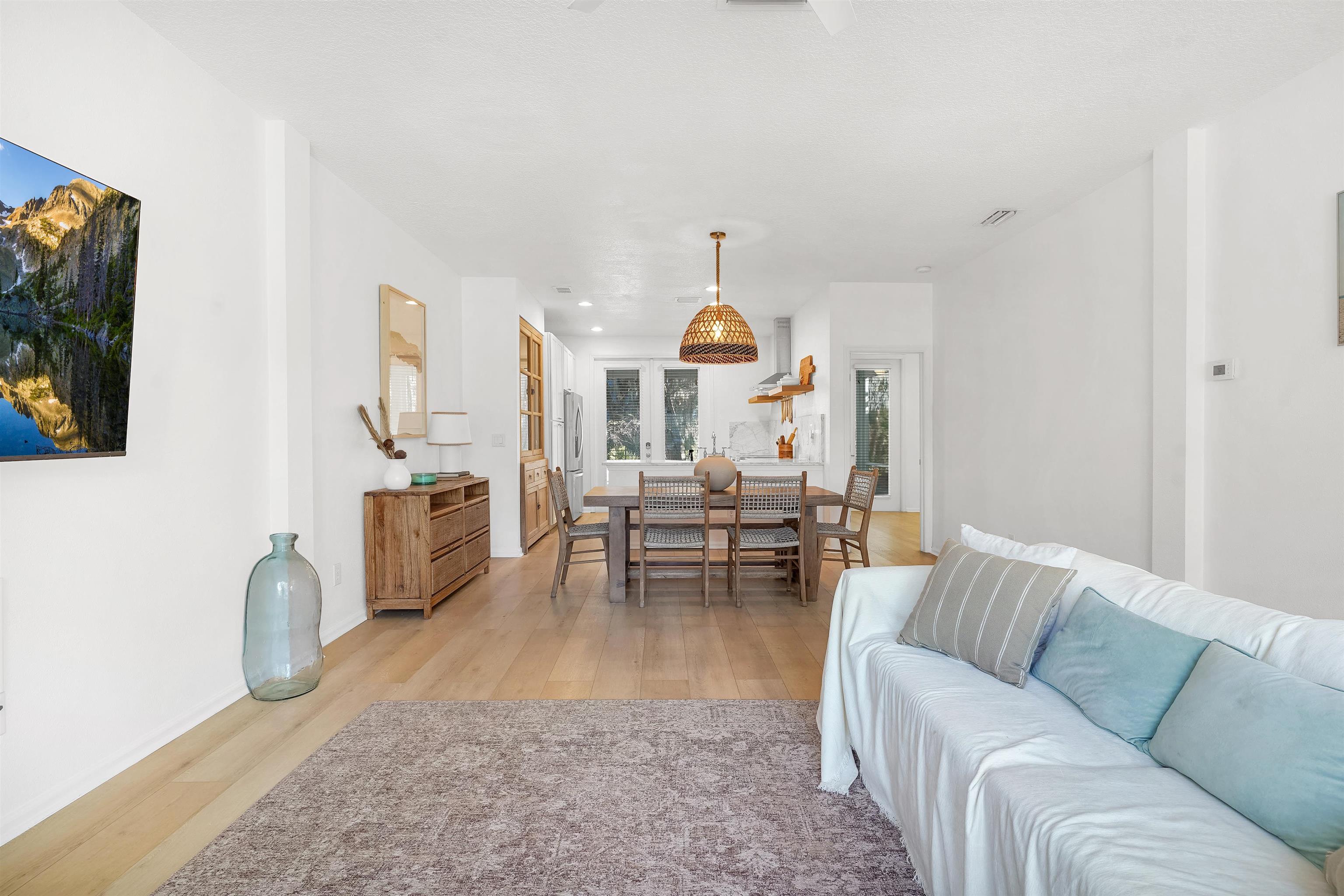 Image 21 of 52 For 996 Saltwater Cir