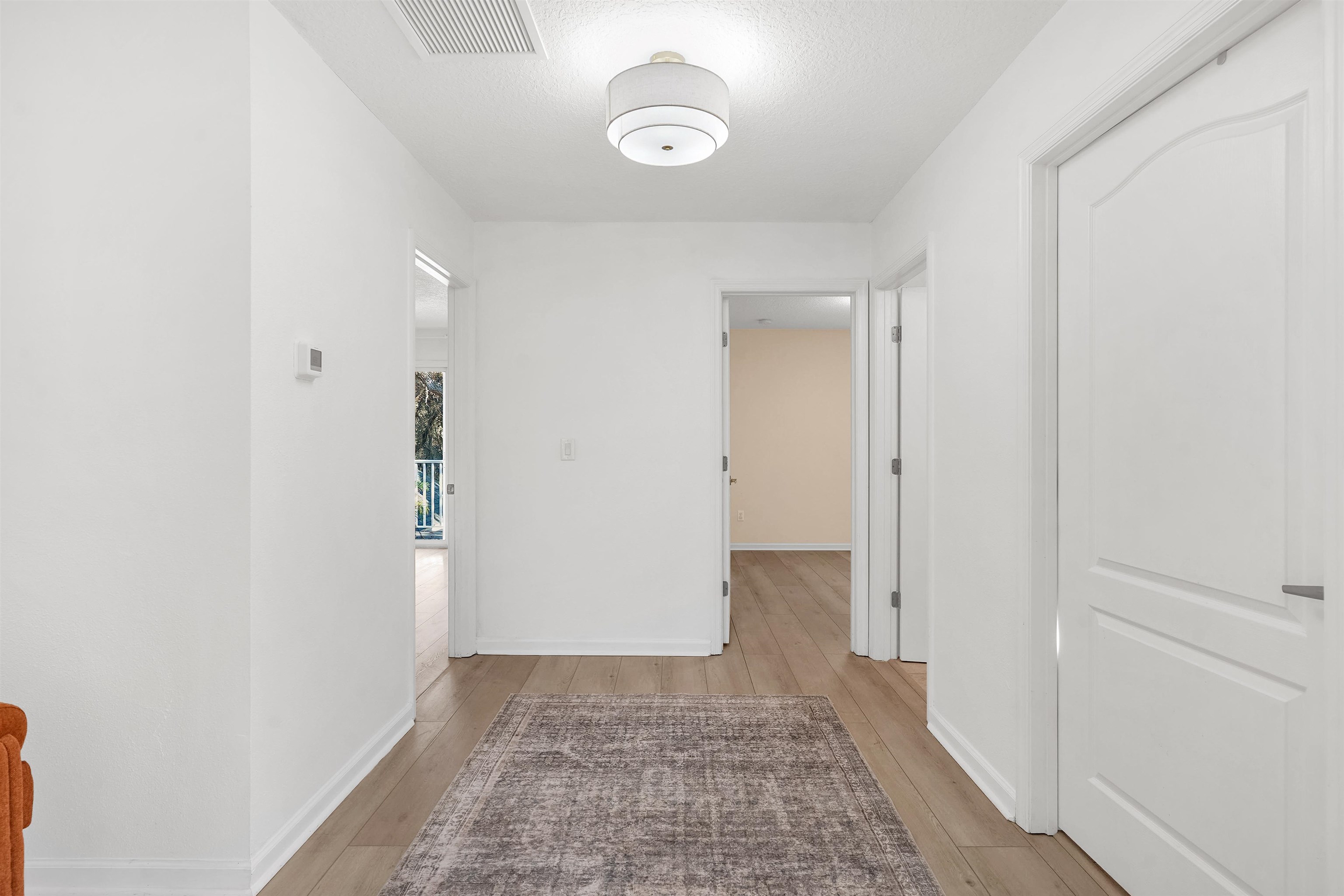 Image 28 of 52 For 996 Saltwater Cir