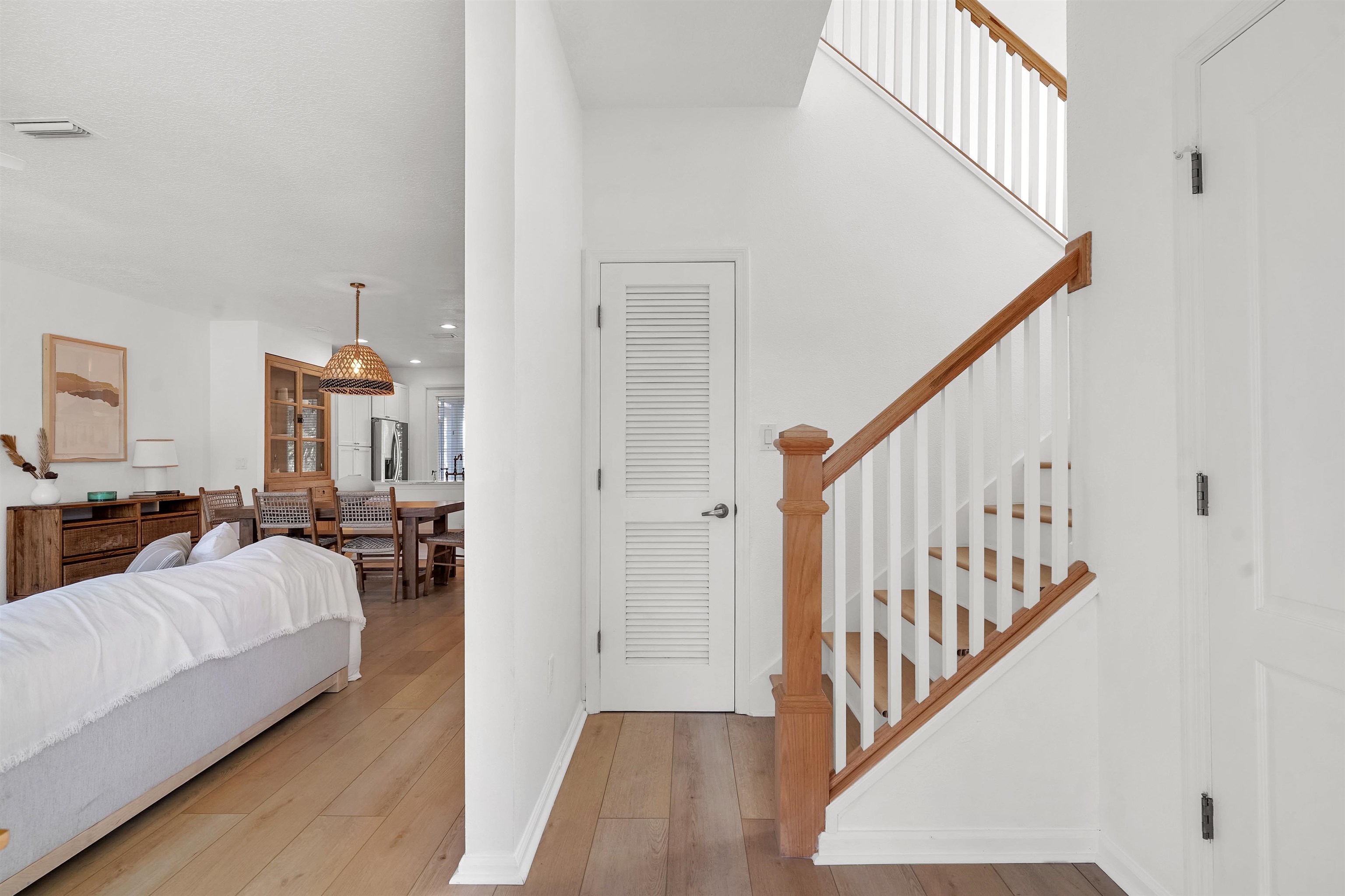 Image 29 of 52 For 996 Saltwater Cir