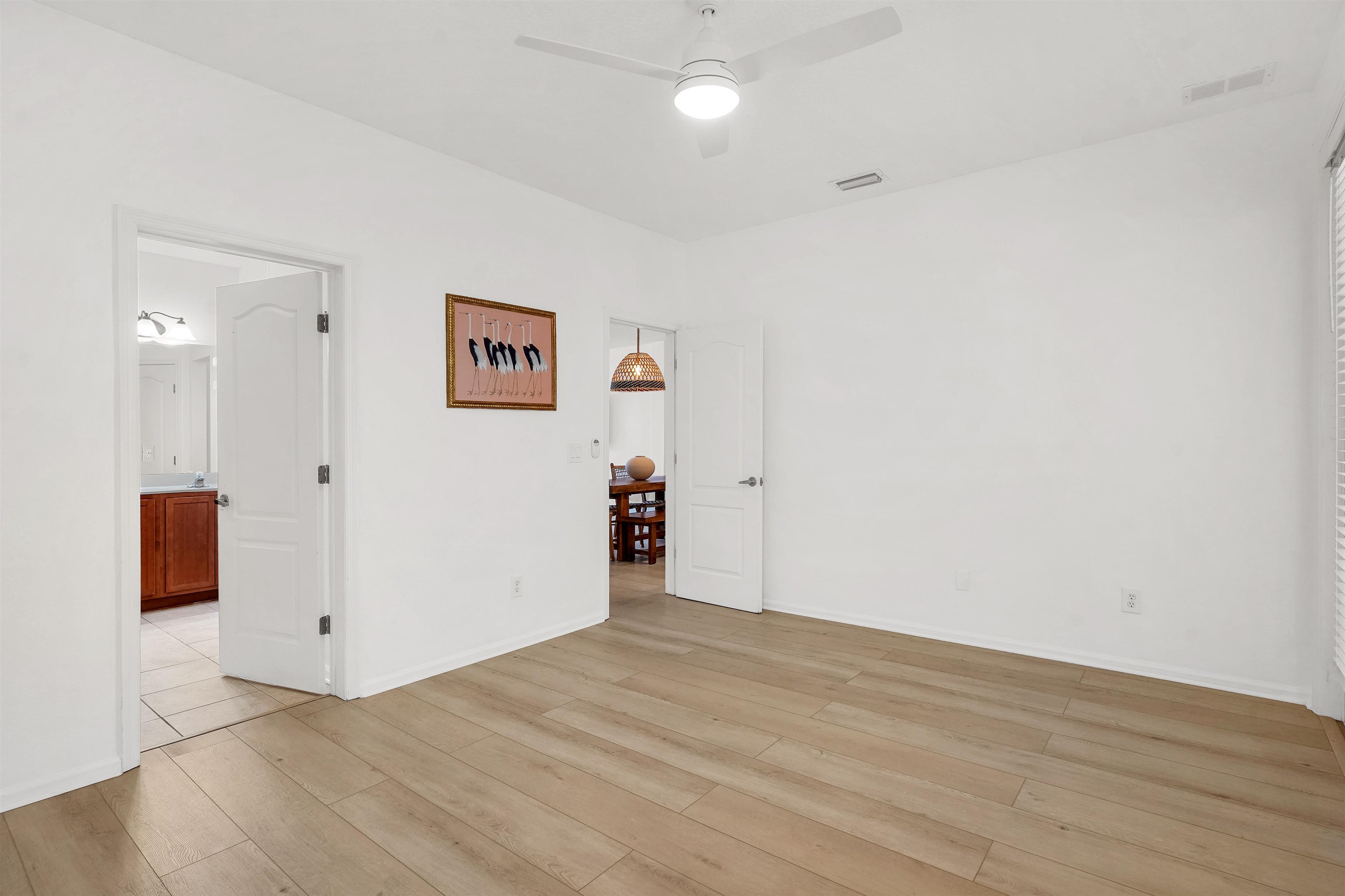 Image 37 of 52 For 996 Saltwater Cir