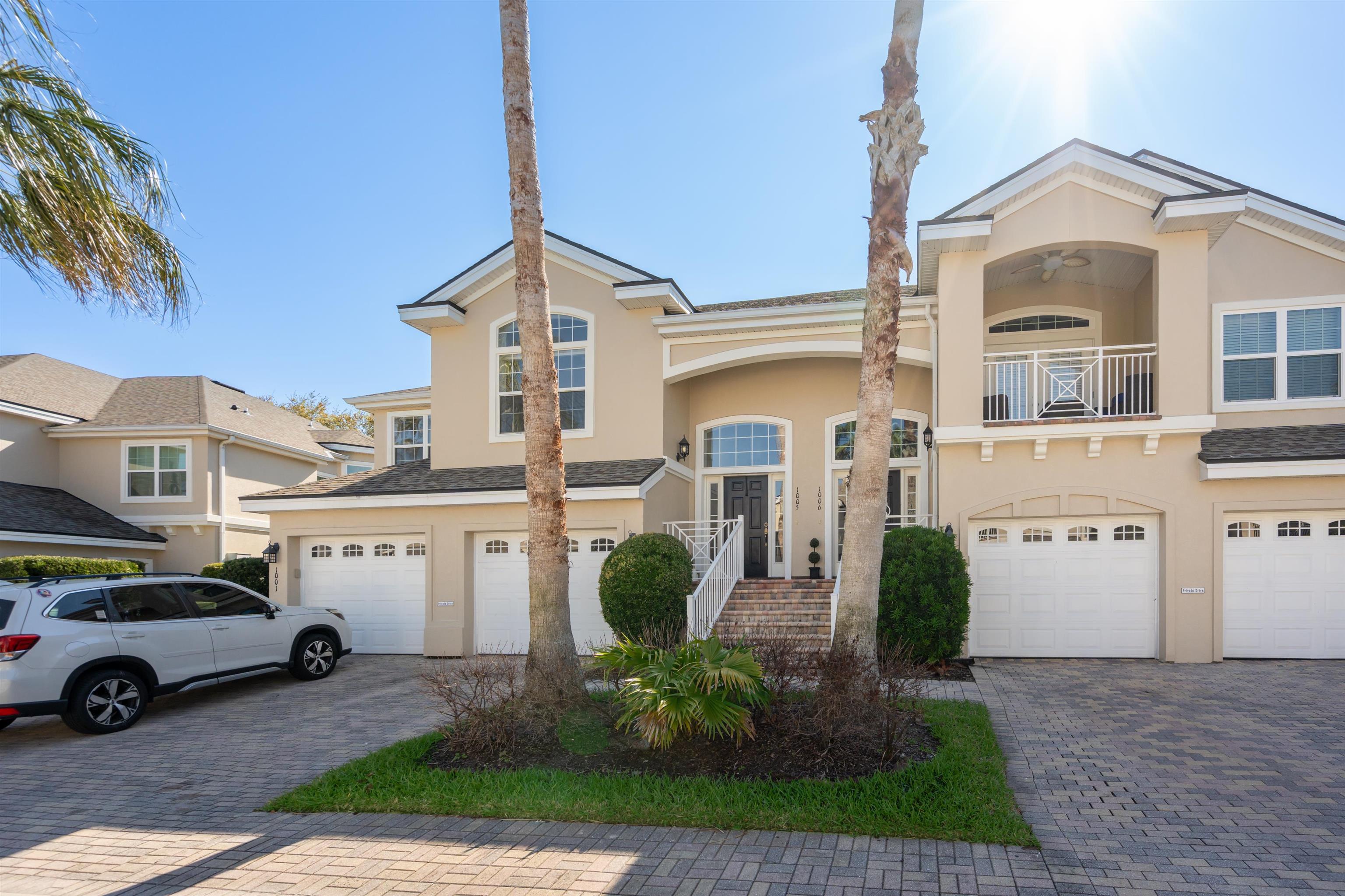 Image 4 of 66 For 1005 Makarios Dr