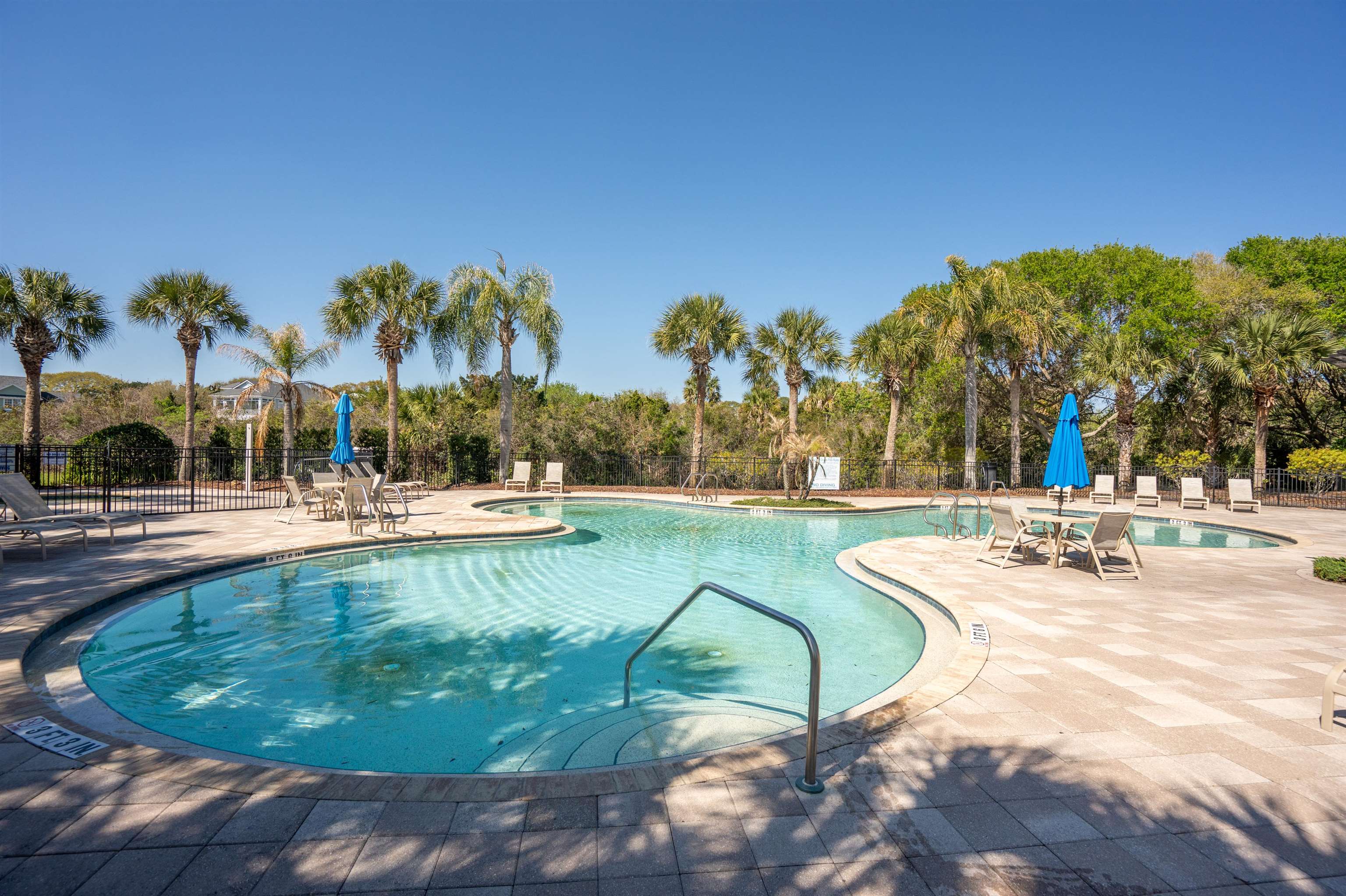 Image 47 of 66 For 1005 Makarios Dr