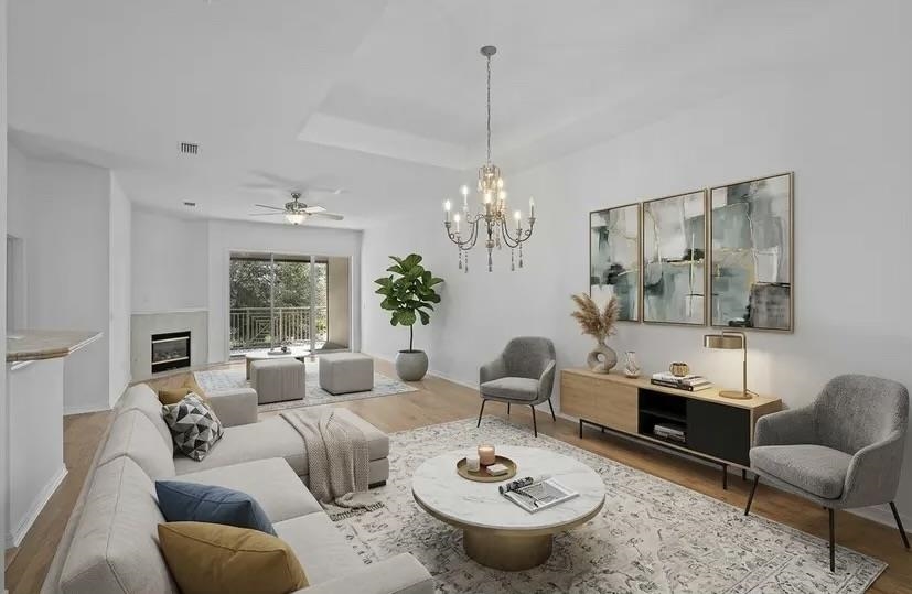 Image 7 of 66 For 1005 Makarios Dr