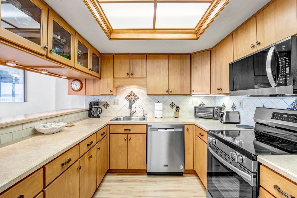 Image 9 of 20 For 7990 A1a S Unit 403  403