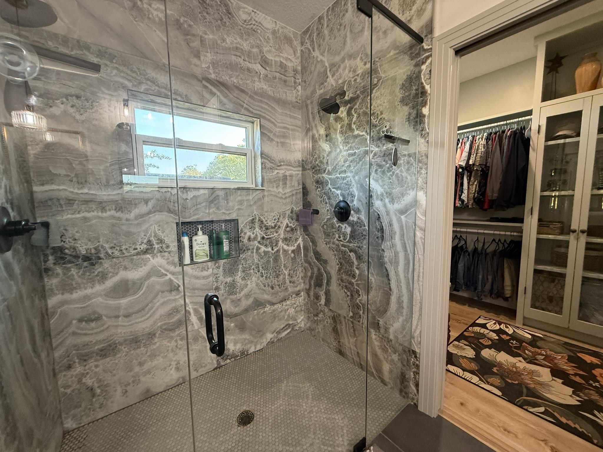 Image 28 of 75 For 146 Maple Tree Ln