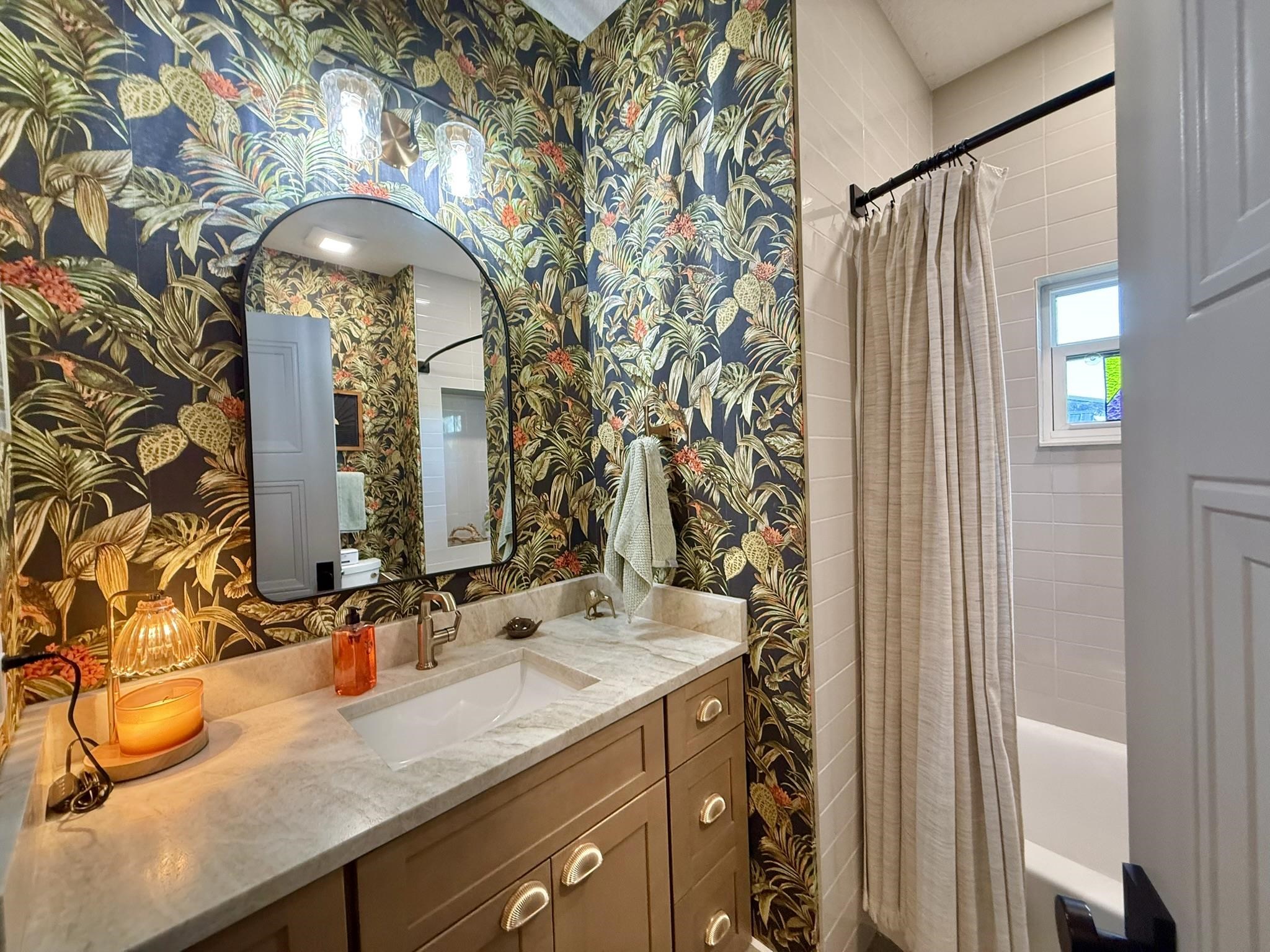 Image 32 of 75 For 146 Maple Tree Ln