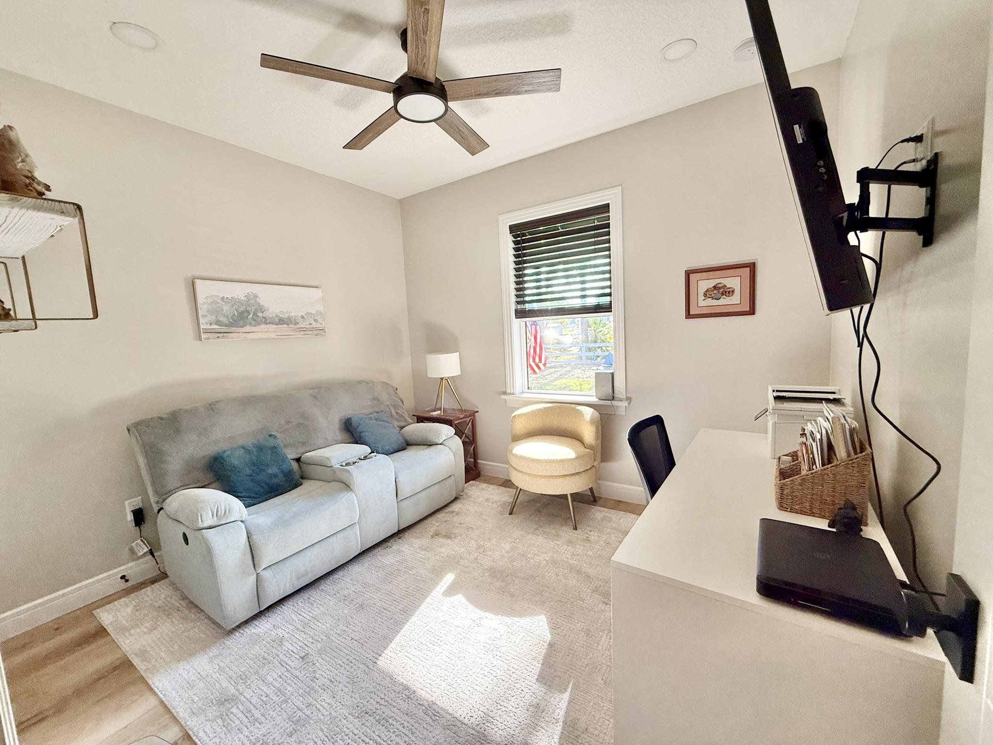 Image 35 of 75 For 146 Maple Tree Ln