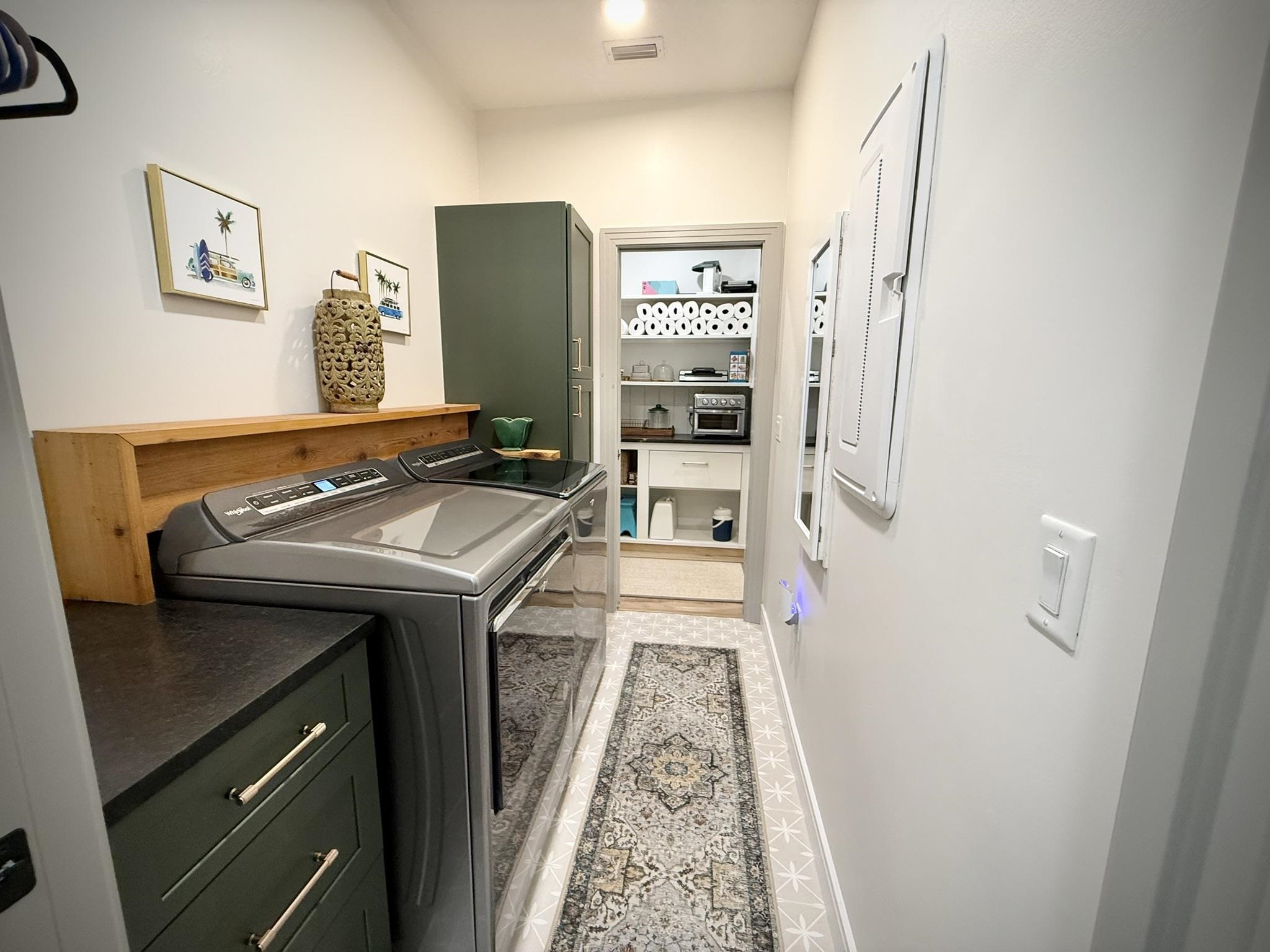 Image 40 of 75 For 146 Maple Tree Ln