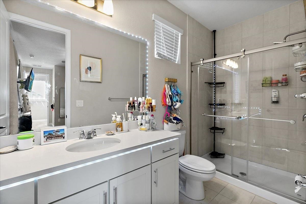 Image 30 of 40 For 196 Holly Landing Way