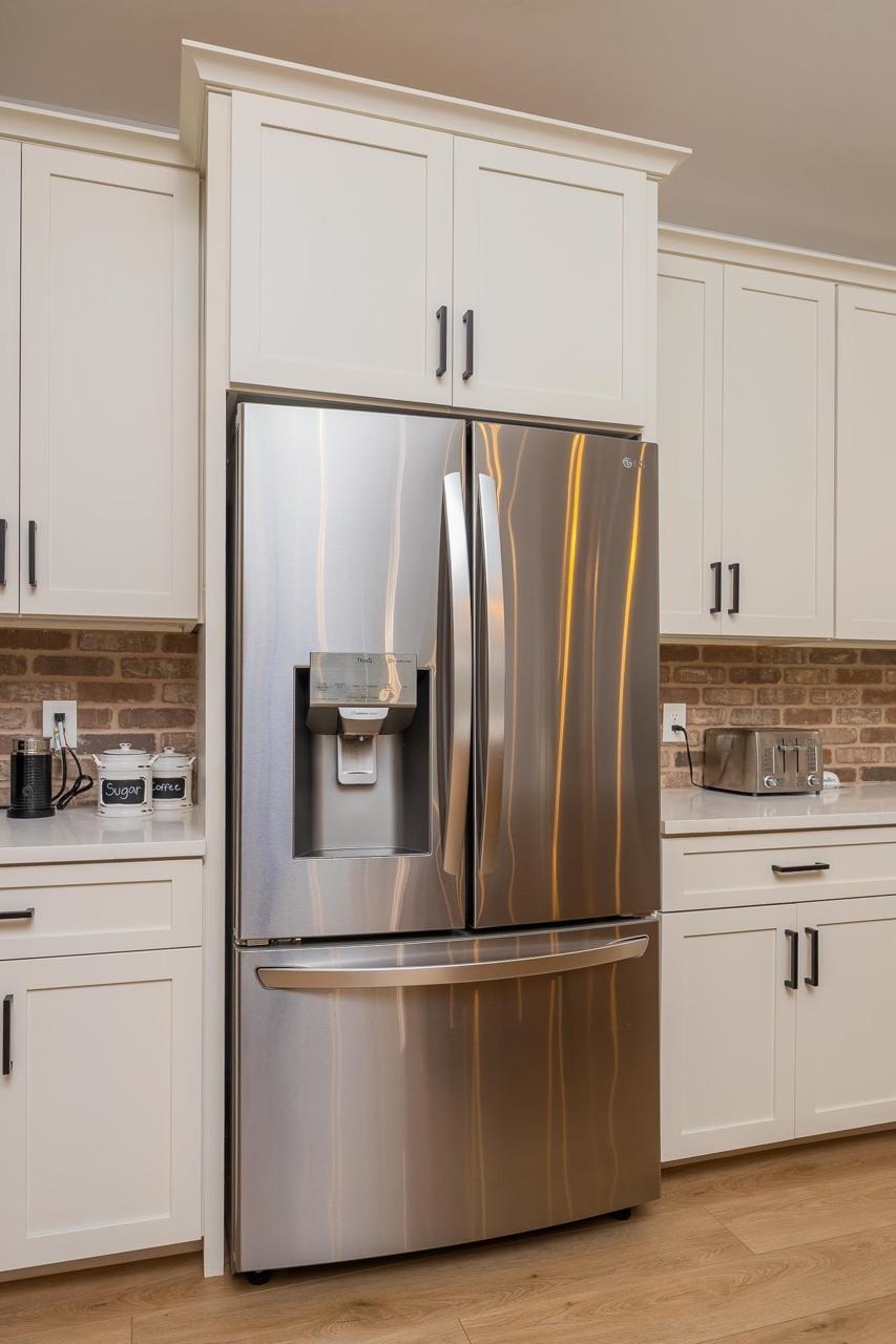 Image 27 of 79 For 1851 Isherwood Ter