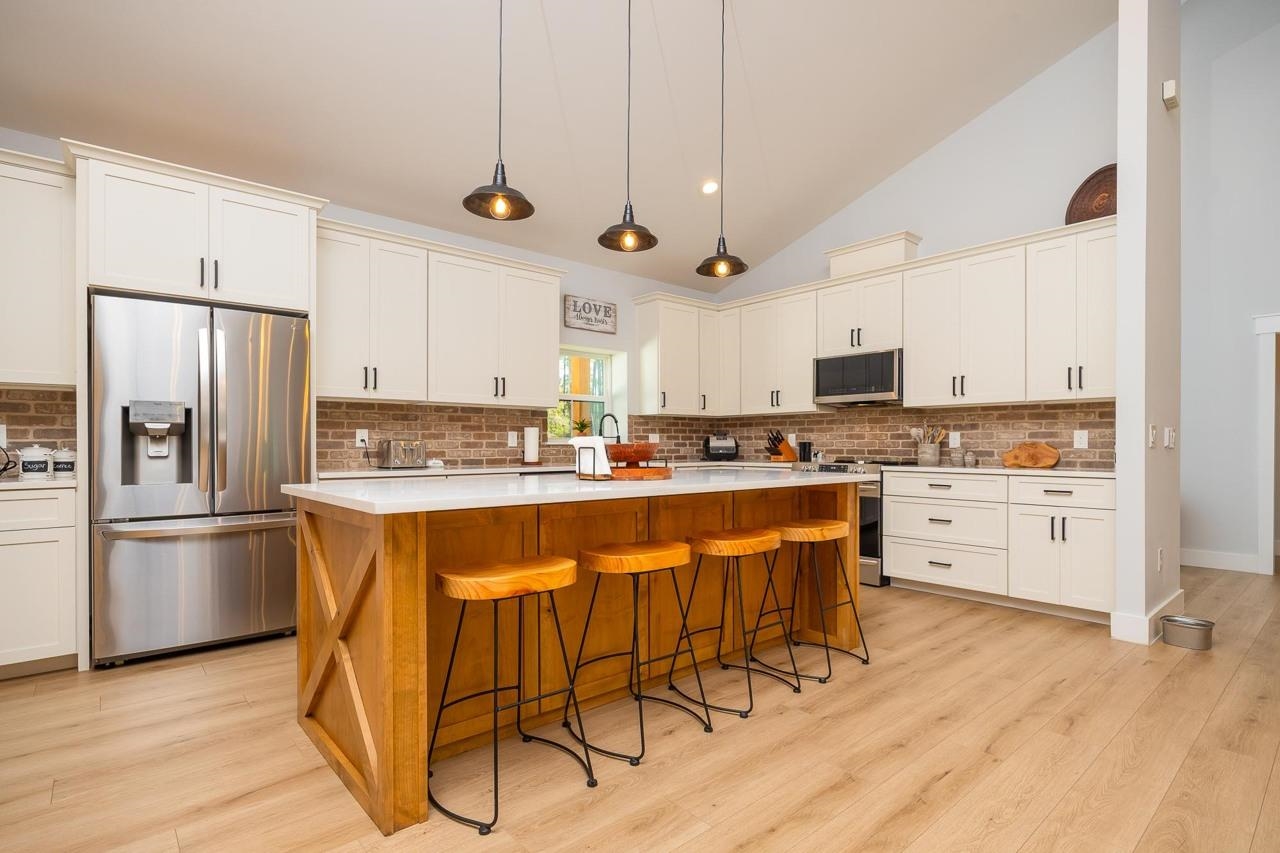 Image 32 of 79 For 1851 Isherwood Ter