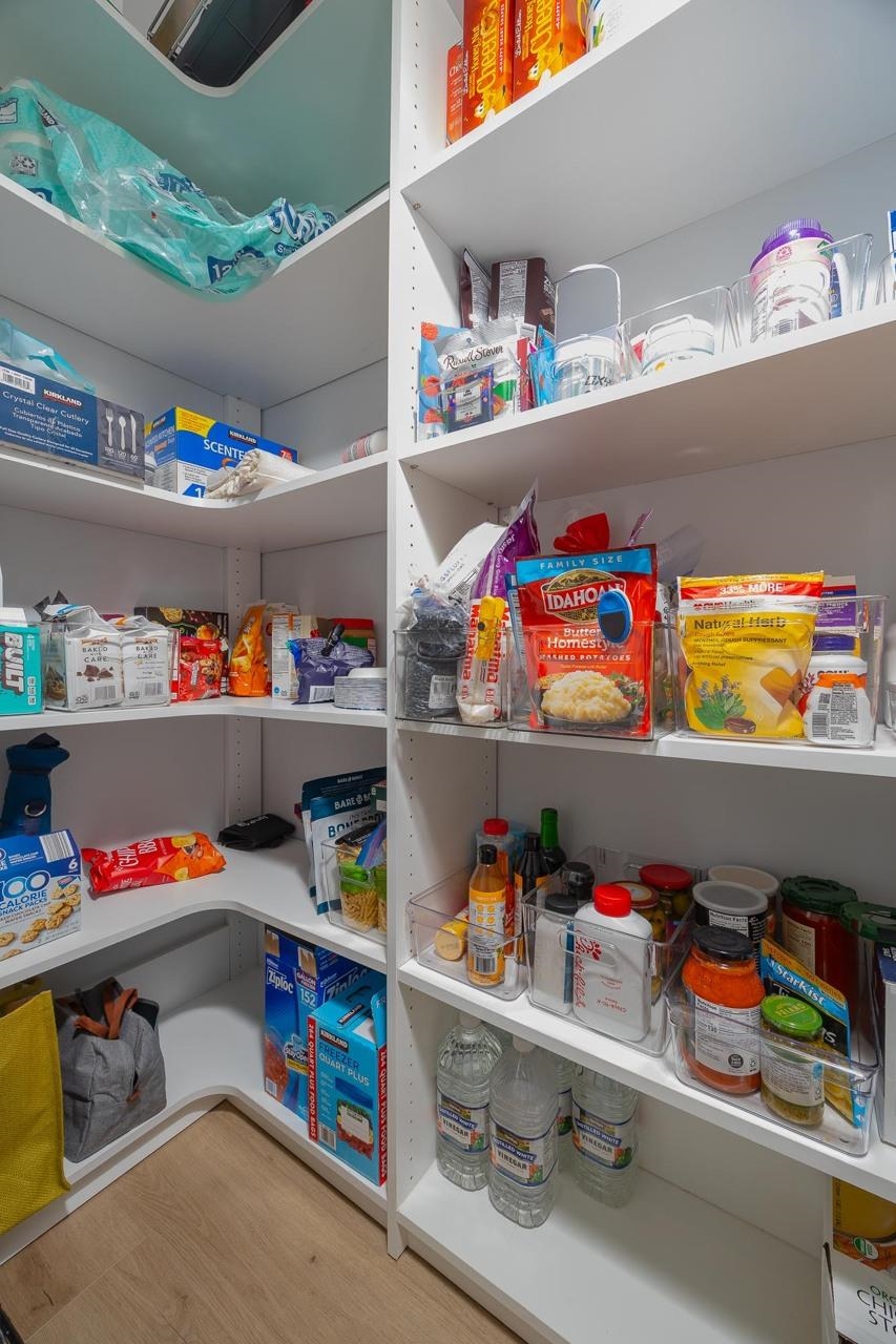 Image 38 of 79 For 1851 Isherwood Ter