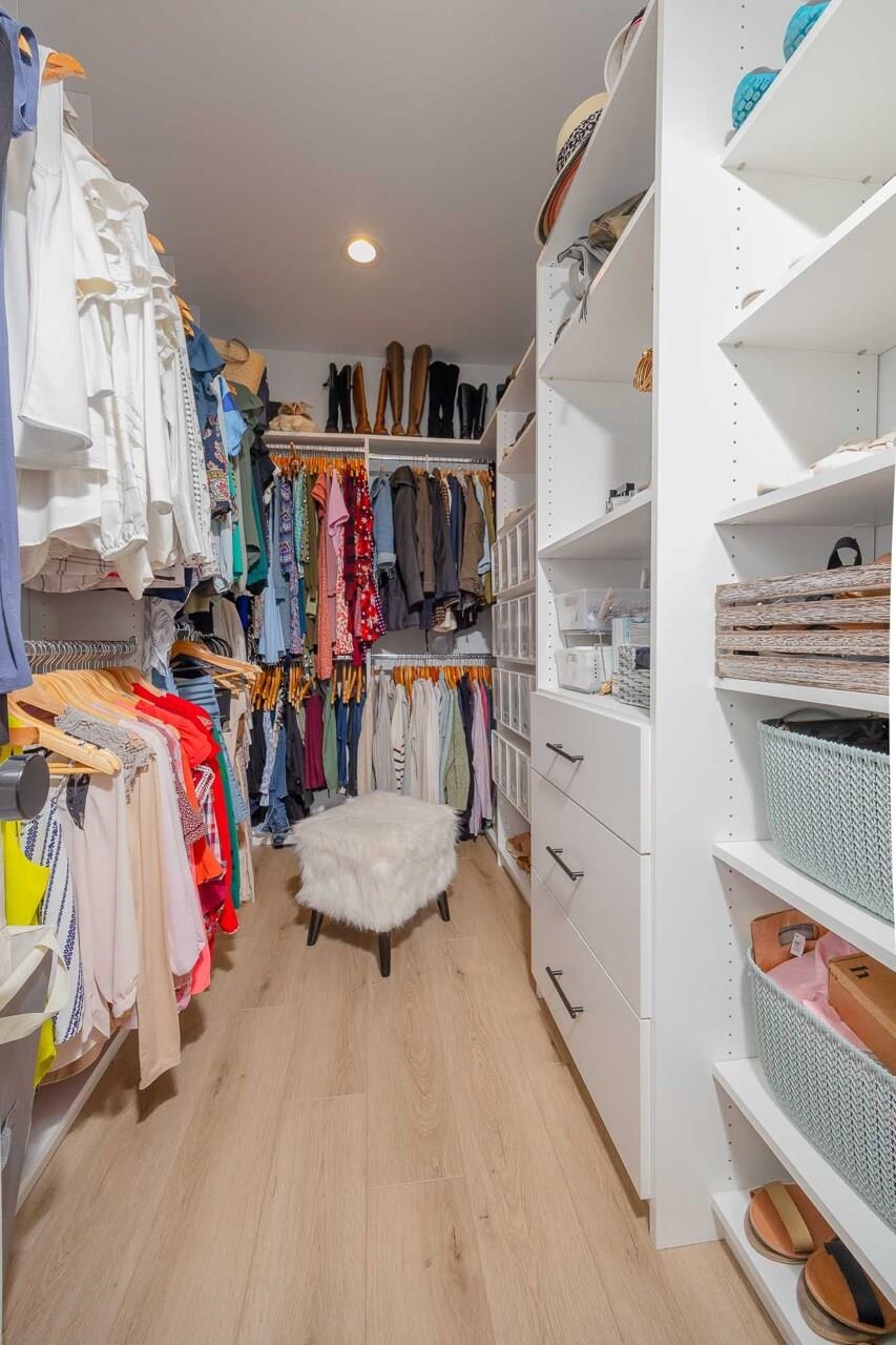 Image 43 of 79 For 1851 Isherwood Ter