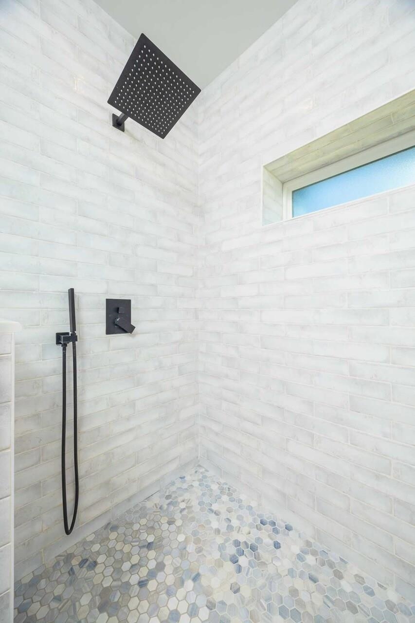 Image 46 of 79 For 1851 Isherwood Ter