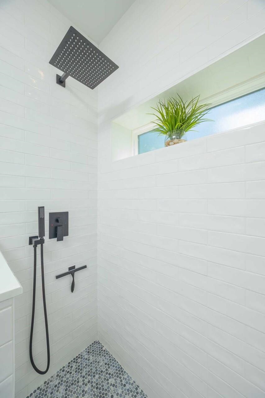 Image 48 of 79 For 1851 Isherwood Ter